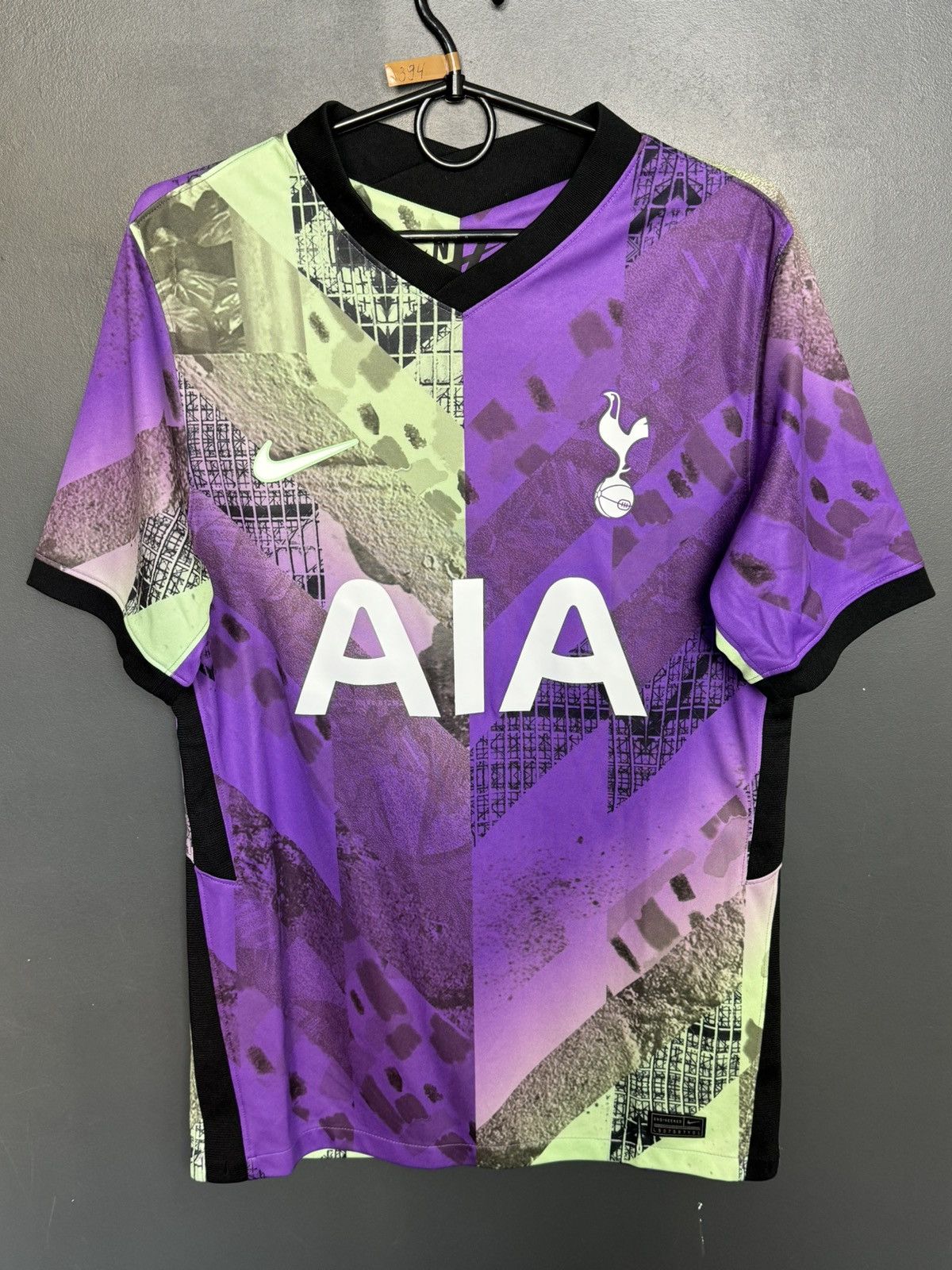 Nike Tottenham Hotspur 21/22 Third Football Jersey Size US S / EU 44-46 / 1 - 1 Thumbnail