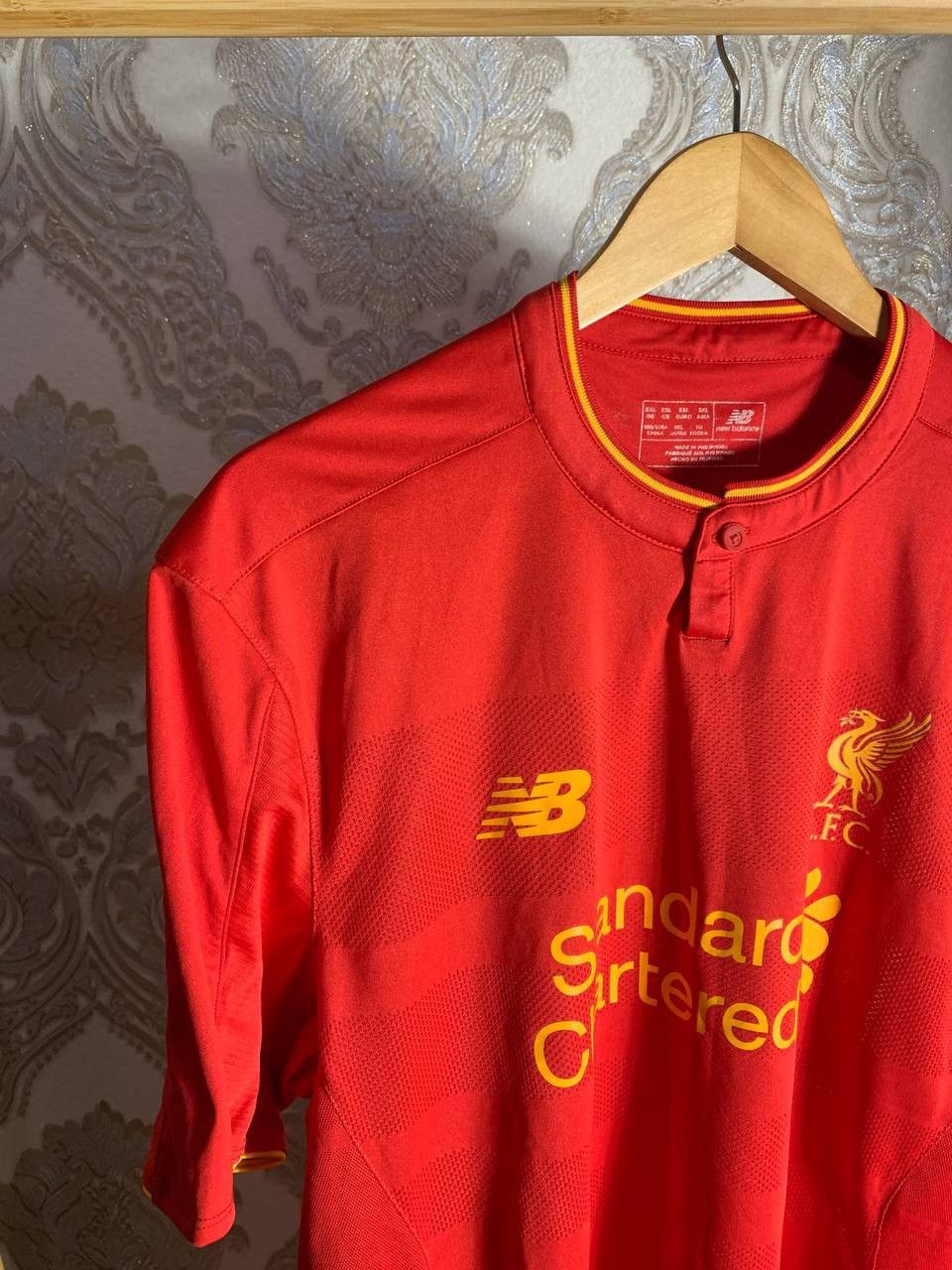 New Balance VINTAGE NEW BALANCE FC LIVERPOOL ENGLAND SOCCER JERSEY RETRO Size US XXL / EU 58 / 5 - 4 Thumbnail
