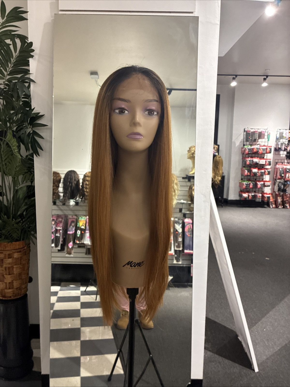 Other Lace front wig Size ONE SIZE - 5 Thumbnail