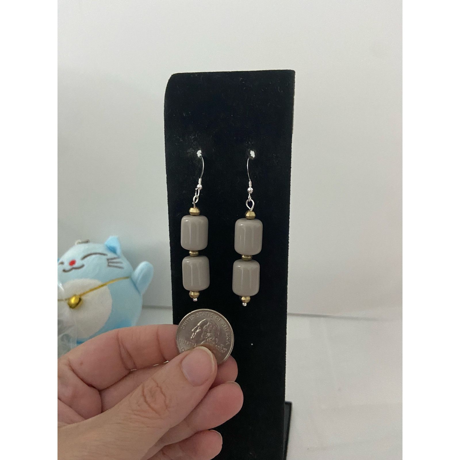 Handmade gray bead earrings Size ONE SIZE - 2 Thumbnail