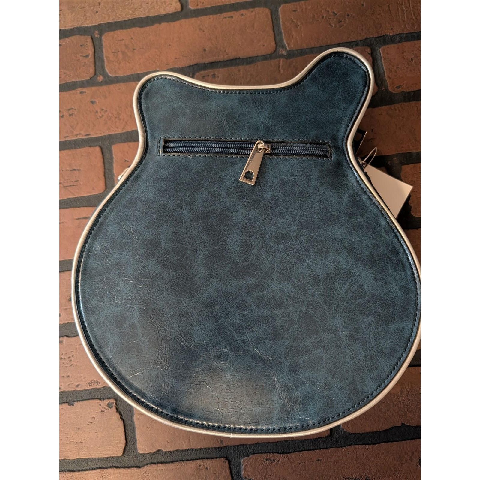 The Unbranded Brand Guitar Shaped Crossbody Bag / Purse / Handbag for Women~New~ Size ONE SIZE - 18 Thumbnail