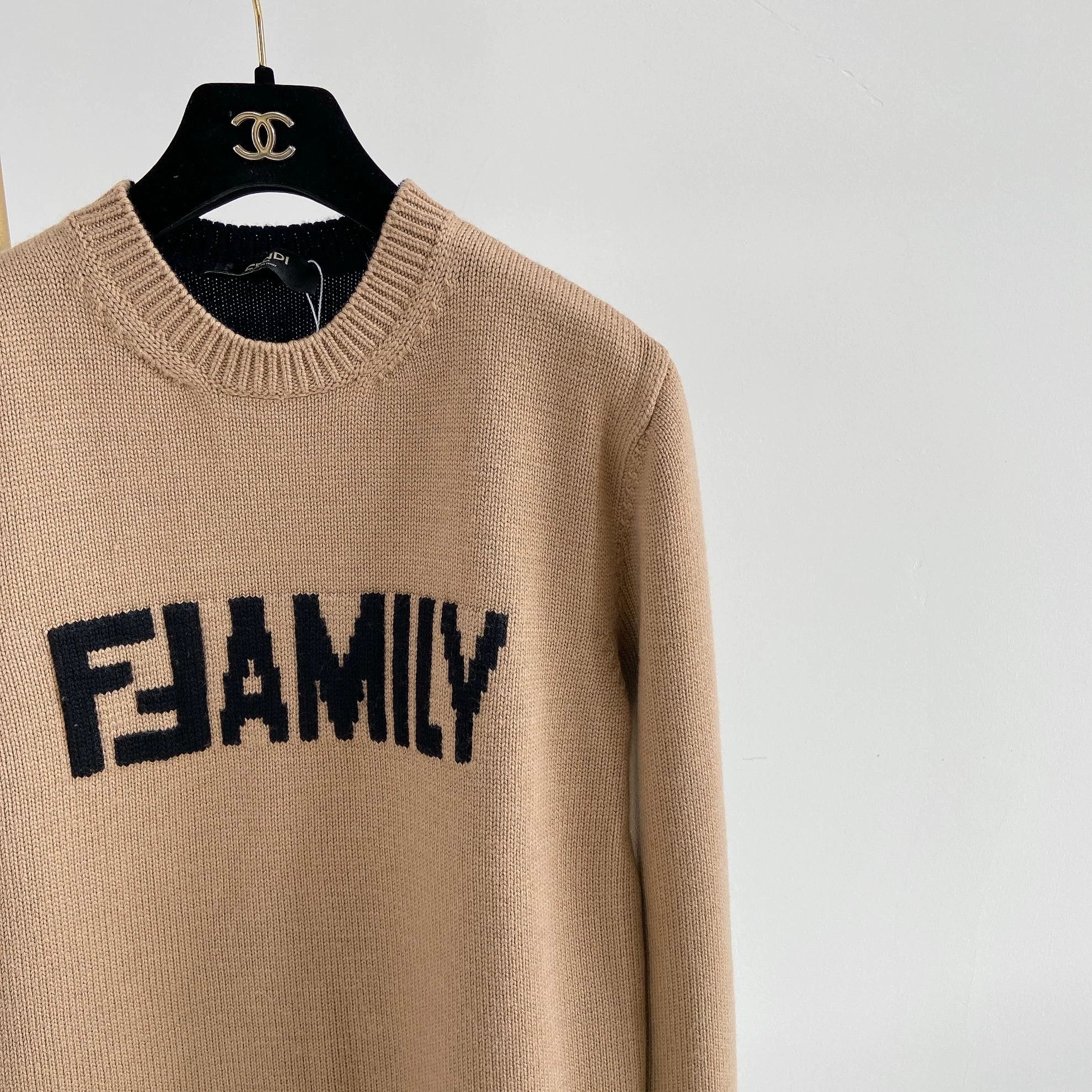 Fendi Fendi colorblocked knit pullover Size US S / EU 44-46 / 1 - 4 Thumbnail