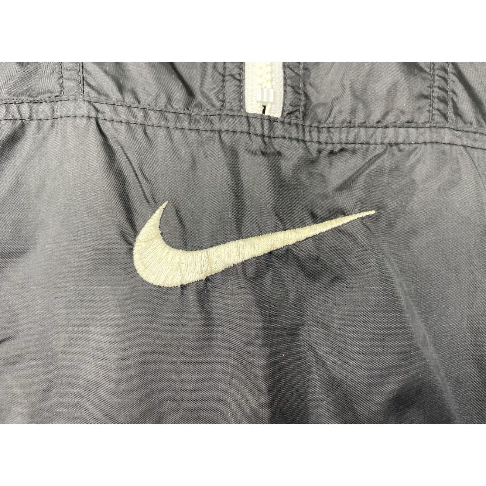 Nike Vintage Nike Black Windbreaker Anorak Pullover Size Large User: Vintage Nike Black Windbreaker Anorak Pullover Size Large Size US L / EU 52-54 / 3 - 3 Thumbnail