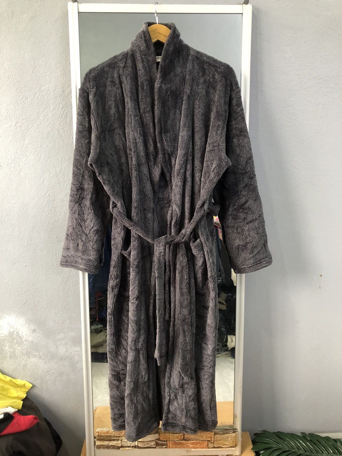 Calvin Klein Calvin Klein Plush Sleepwear Robe – XS/S (Unisex Fit) Size S / US 4 / IT 40 - 1 Thumbnail