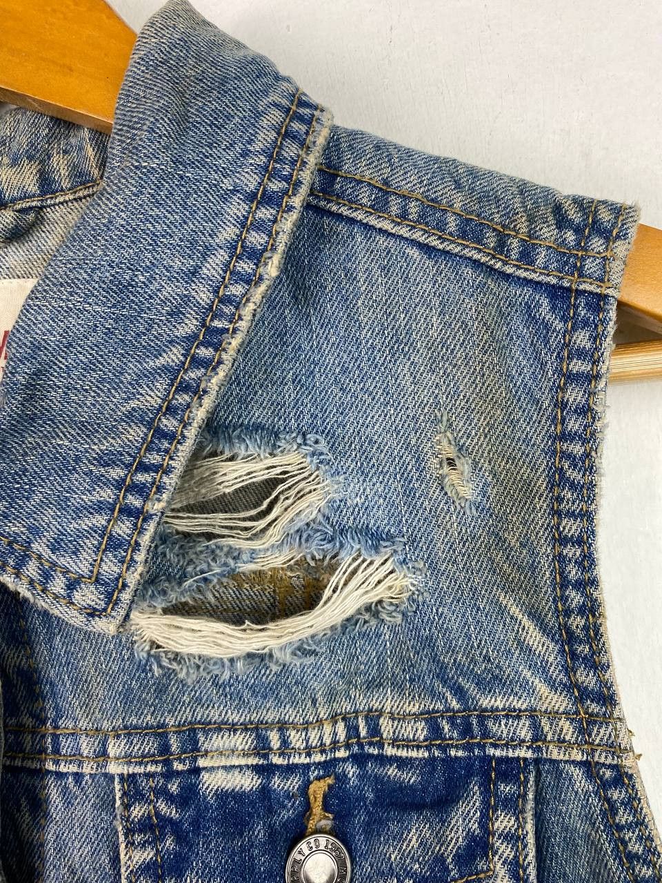 Mossimo mossimo distressed denim vest nice design Size L / US 10 / IT 46 - 4 Thumbnail