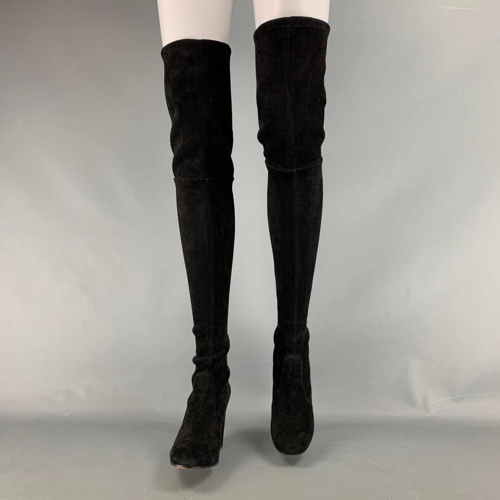 Gianfranco Ferre GIANFRANCO FERRE Size 7.5 Black Suede Chuncky Heel Boots Size US 7.5 / IT 37.5 - 1 Thumbnail