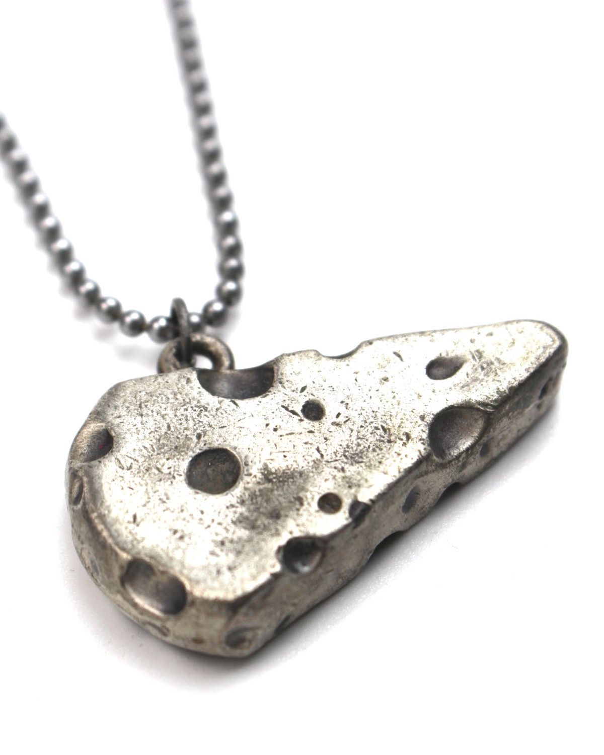 Vintage 2000S JAPANESE MADE CHEESE WEDGE DISTRESSED SILVER NECKLACE Size ONE SIZE - 4 Thumbnail