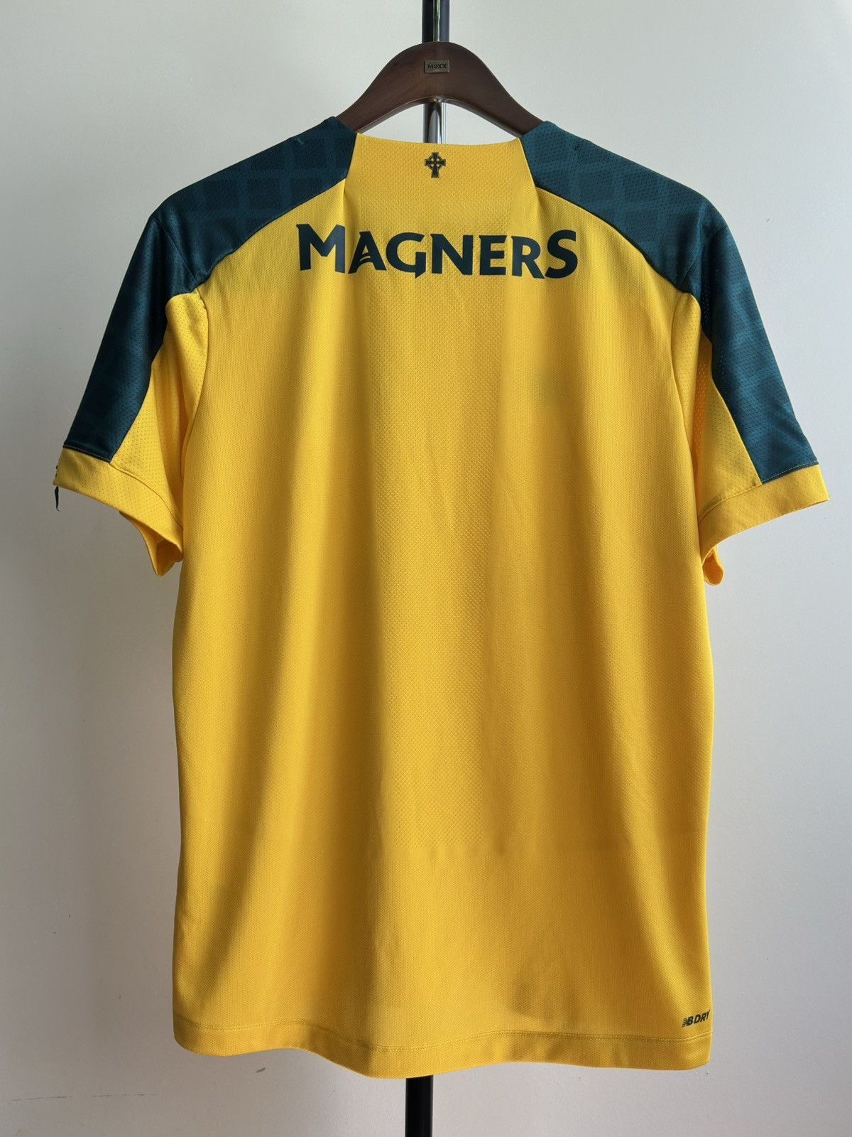New Balance NEW BALANCE FC CELTIC 2019/20 SOCCER JERSEY FOOTBALL SHIRT Size US M / EU 48-50 / 2 - 9 Thumbnail
