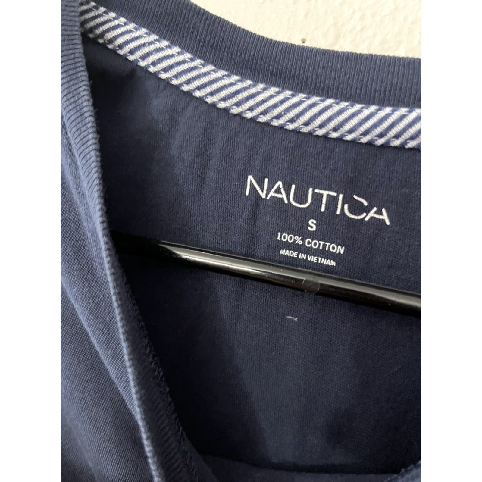 Nautica Nautica Shirt Women Short Sleeve Tee Adult S Navy Blue Embroidered Logo Crew Neck Casual Modern 90s?? Size S / US 4 / IT 40 - 4 Thumbnail