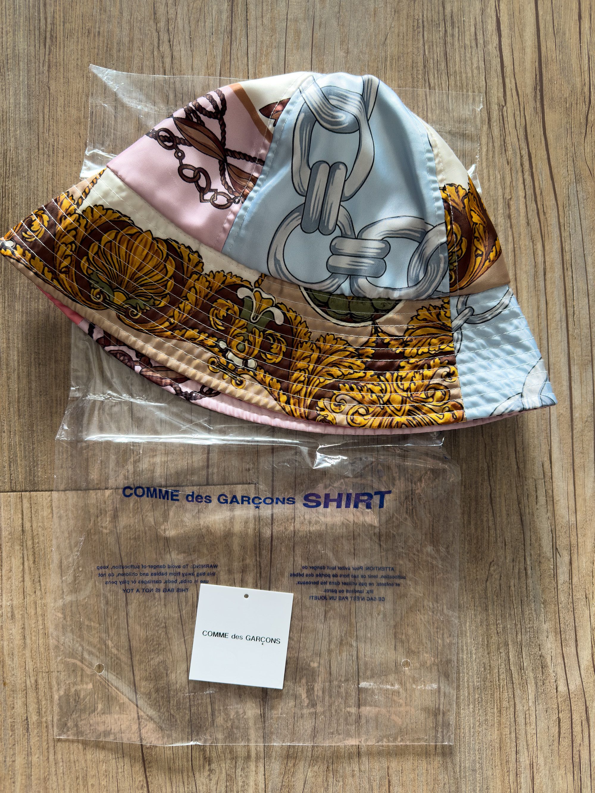 Comme des Garcons SHIRT Comme Des Garçons Shirt baroque-print bucket hat Size ONE SIZE - 1 Thumbnail