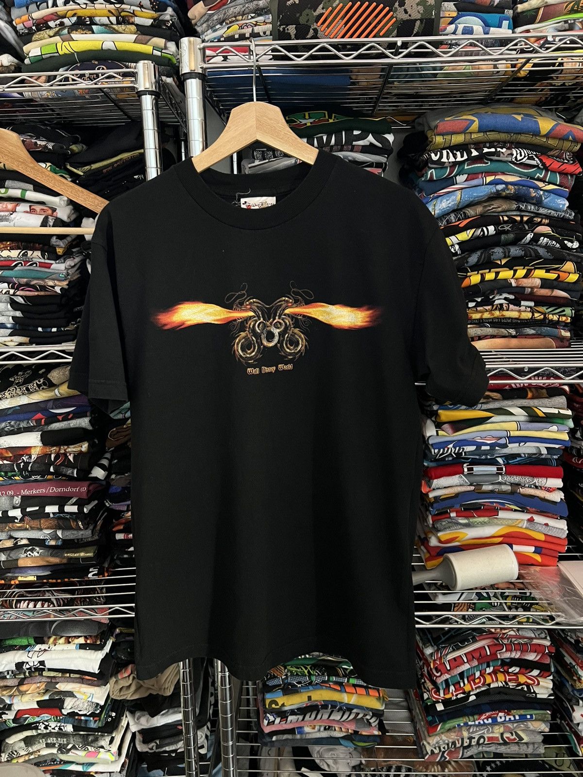 Disney 90s Walt World Mickey Mouse Dragons Flaming Tee Size US M / EU 48-50 / 2 - 1 Thumbnail
