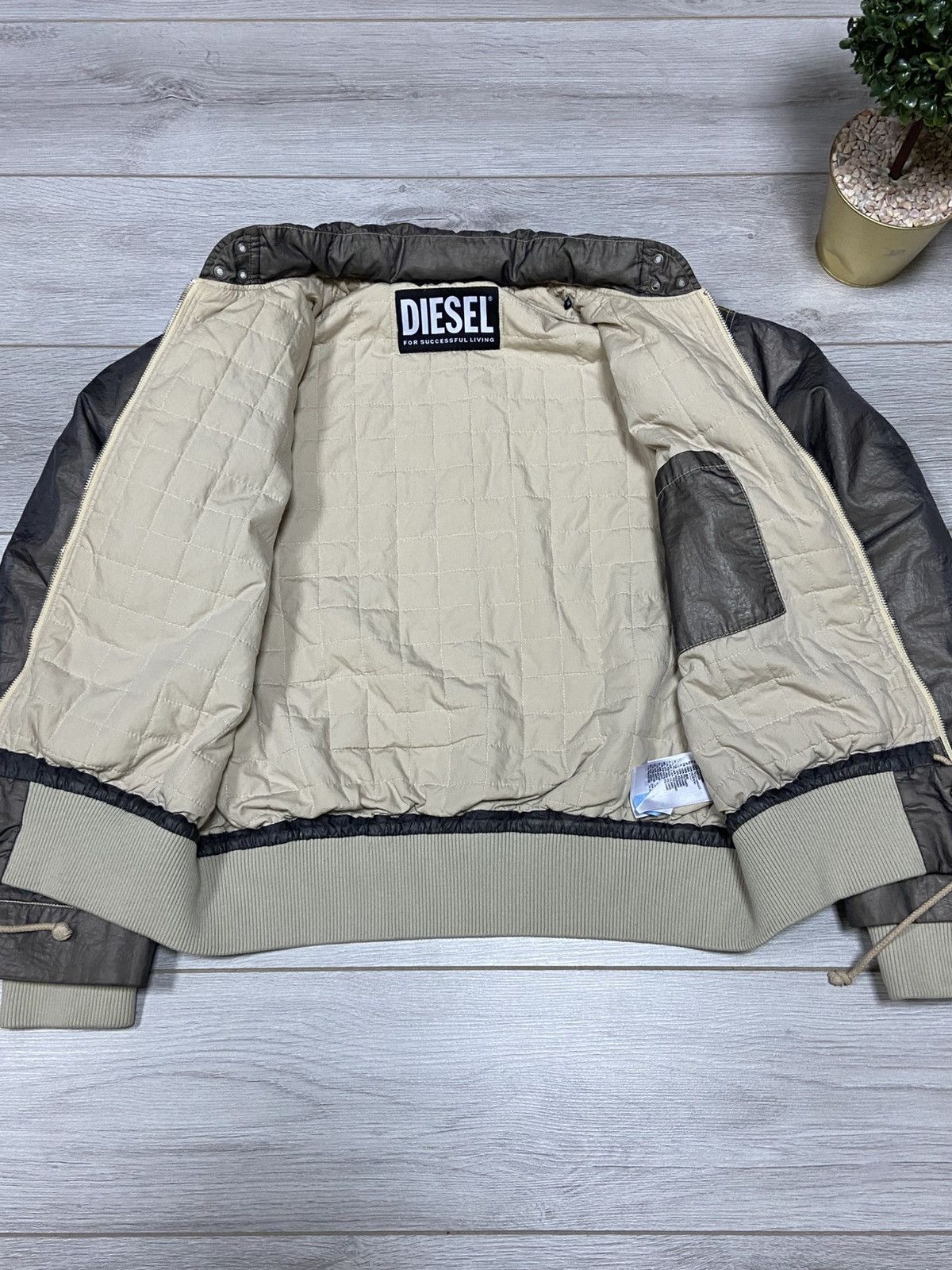 Diesel Diesel vintage Ford style nylon metal bomber MA-1 flyers Size US L / EU 52-54 / 3 - 5 Thumbnail