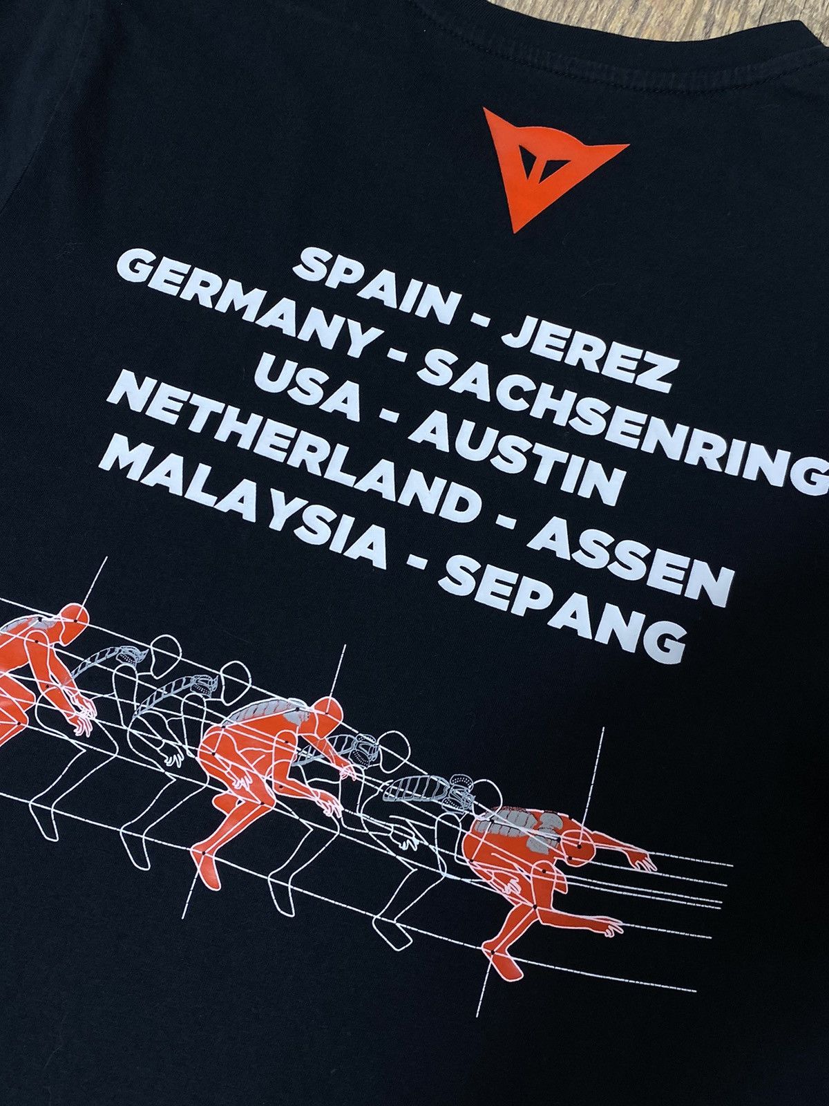 Dainese × Vintage Dainese Racing Team T-Shirt - Sporty Style Size US S / EU 44-46 / 1 - 4 Thumbnail