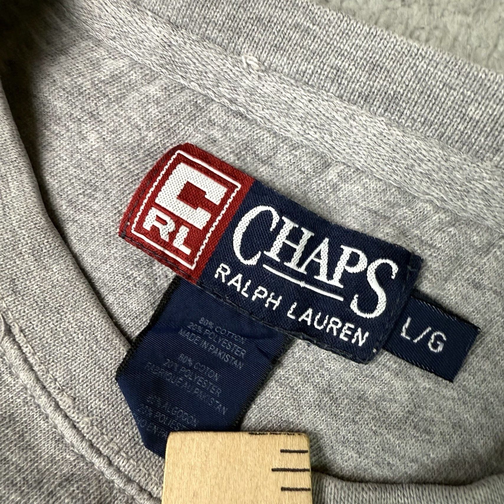 Ralph Lauren VINTAGE Chaps Ralph Lauren Sweatshirt Sweater Mens L Gray USA Flag Distressed 90s Y2k 90s Classic Preppy Mens Size US L / EU 52-54 / 3 - 4 Thumbnail