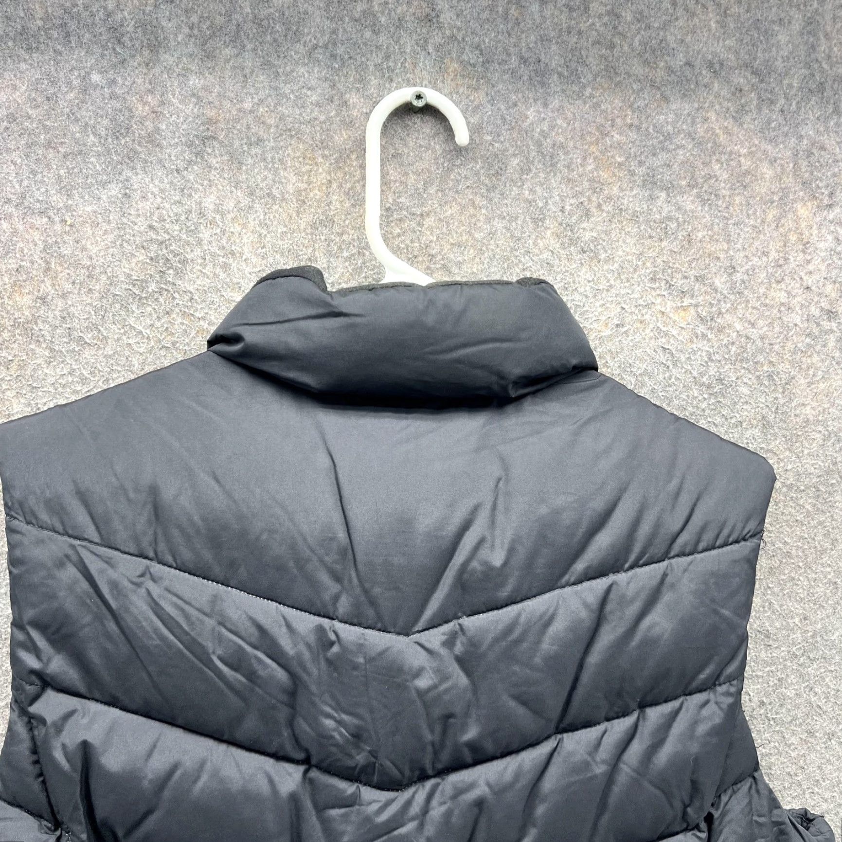 Gap Gap Vest Womens XL Black Quilted Puffer Full Zip Stand Collar Outdoor Warm Down Size XL / US 12-14 / IT 48-50 - 5 Thumbnail