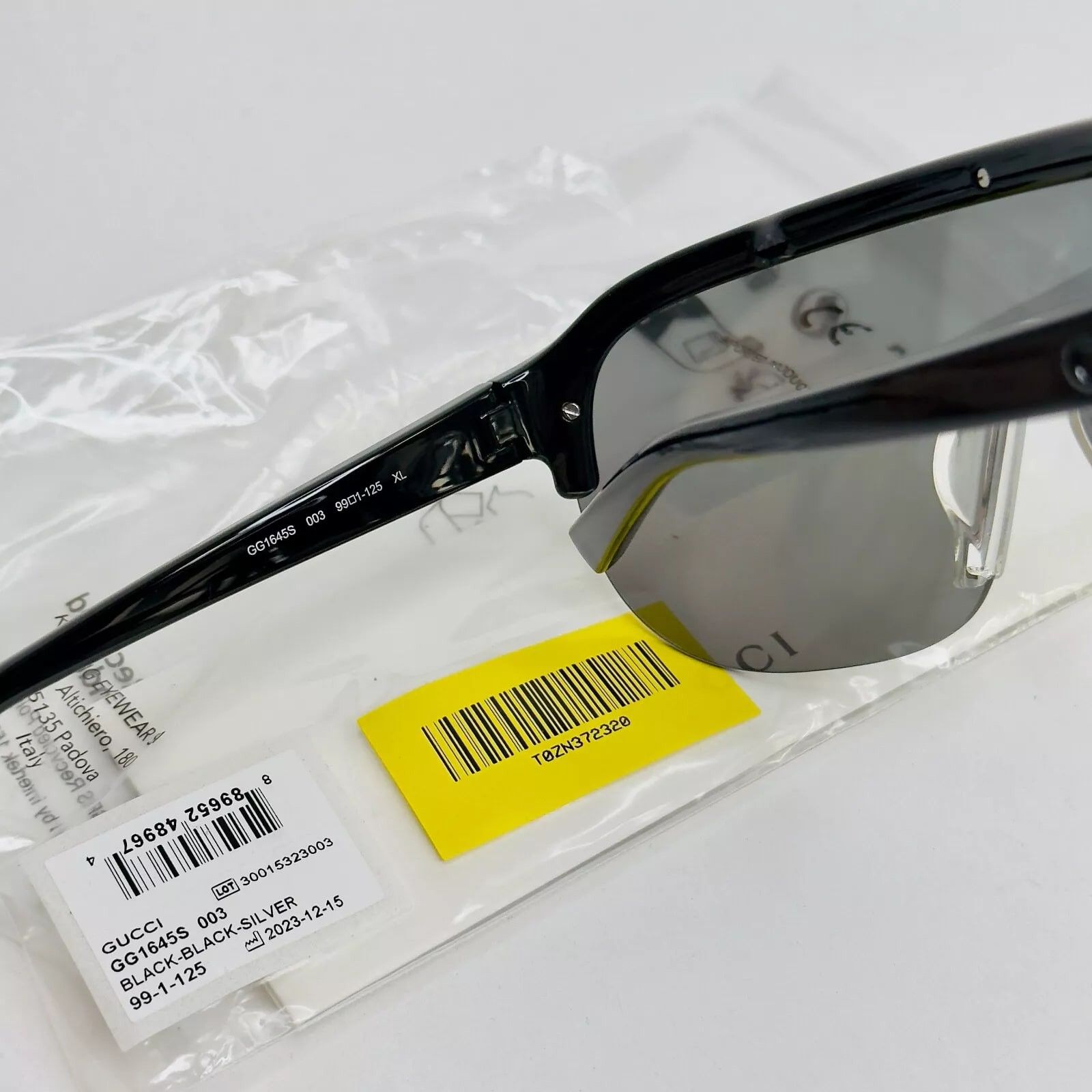 Gucci GUCCI 1645 Black Silver Mirrored Mask Gg1645S Sunglasses 003 Size ONE SIZE - 4 Thumbnail