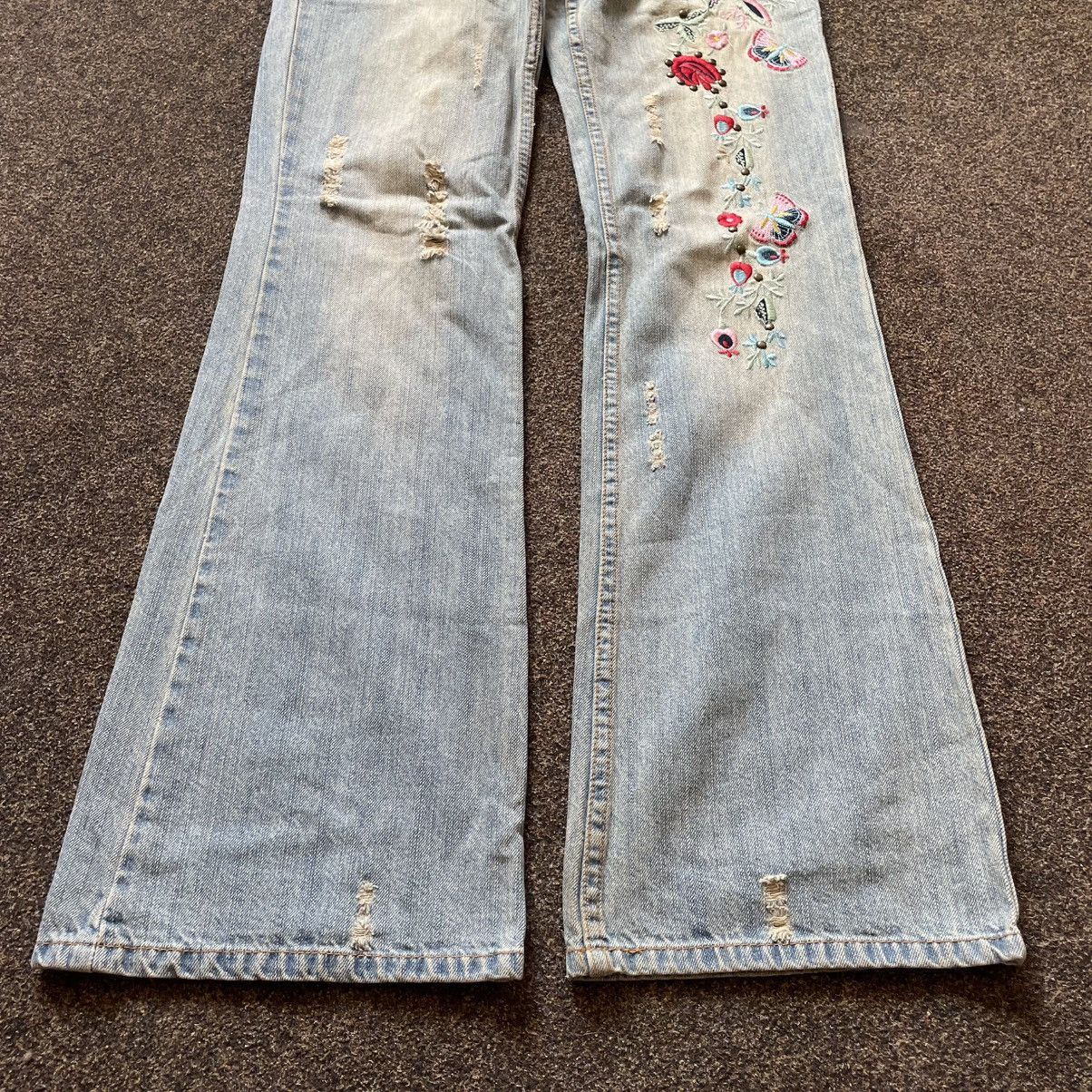 Vintage Vintage Y2K Floral Distressed Bootcut Jeans Streetwear 34 Size 34" / US 12 / IT 48 - 2 Thumbnail