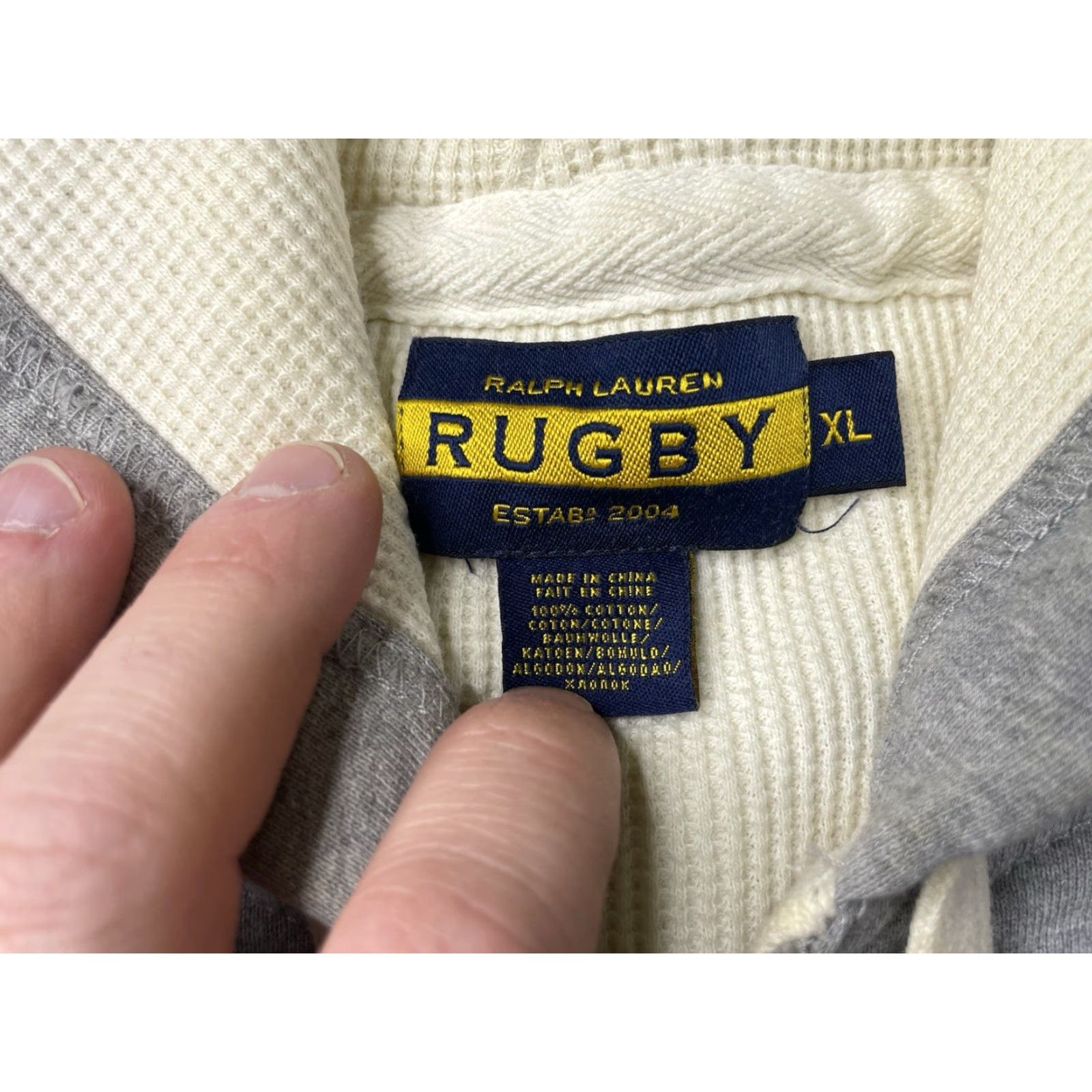 Ralph Lauren VINTAGE Ralph Lauren Rugby Hooded Sweatshirt Heavyweights Mens XL Oarsman Gray Cotton Embroidered Pockets Gothic Pullover Long Sleeve Size US XL / EU 56 / 4 - 3 Thumbnail