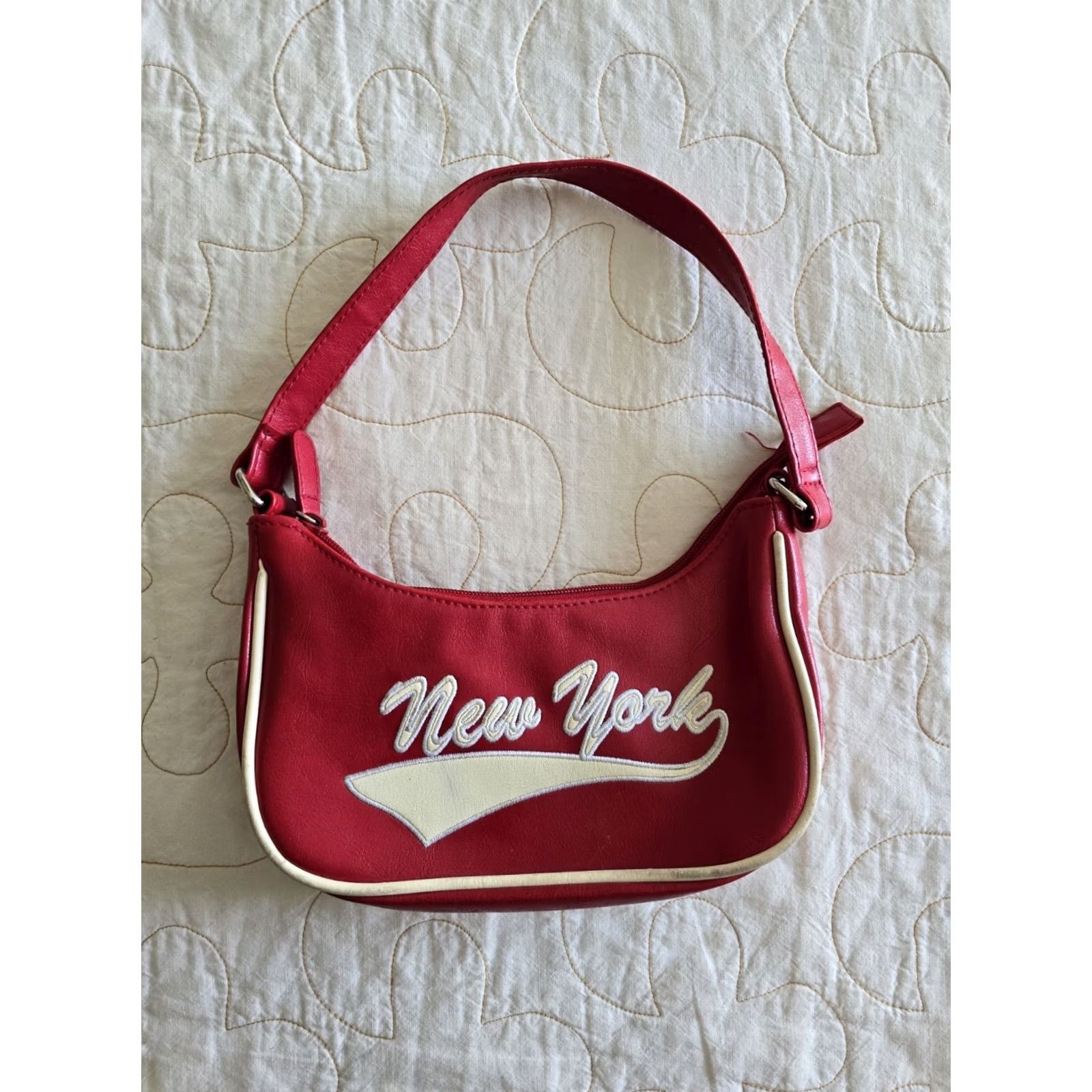 Vintage VINTAGE Payless Shoe Source Red Shoulder Bag Faux Leather Women 2000s Y2K Millennial 1990s Size ONE SIZE - 2 Thumbnail