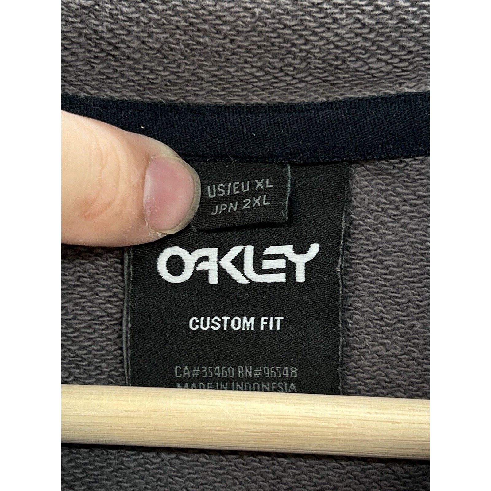 Oakley Oakley All Over Print Gray Camo Camouflage Hoodie Size XL Size US XL / EU 56 / 4 - 3 Thumbnail