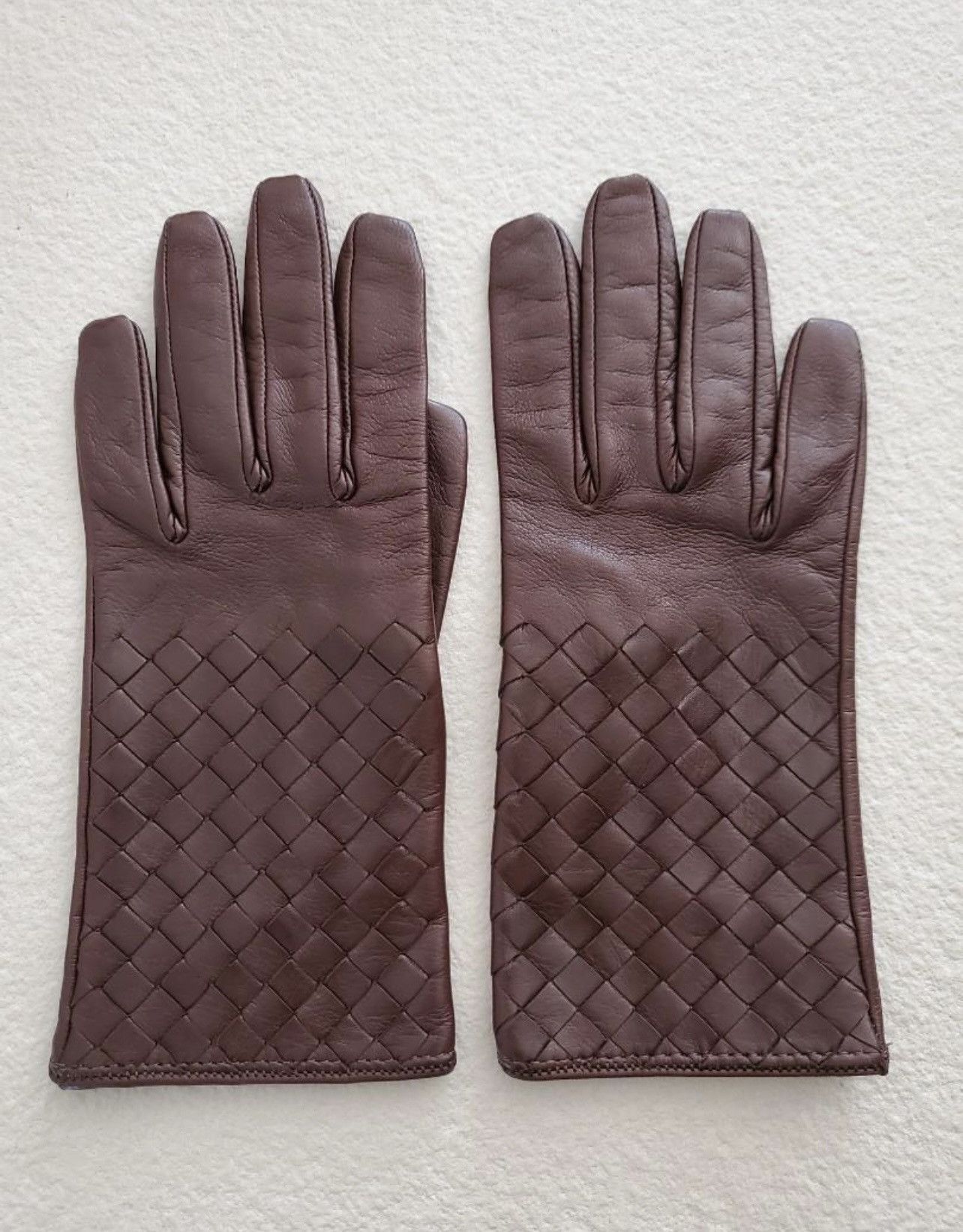 Bottega Veneta 👐🏾Bottega Veneta woven leather gloves Size ONE SIZE - 1 Thumbnail