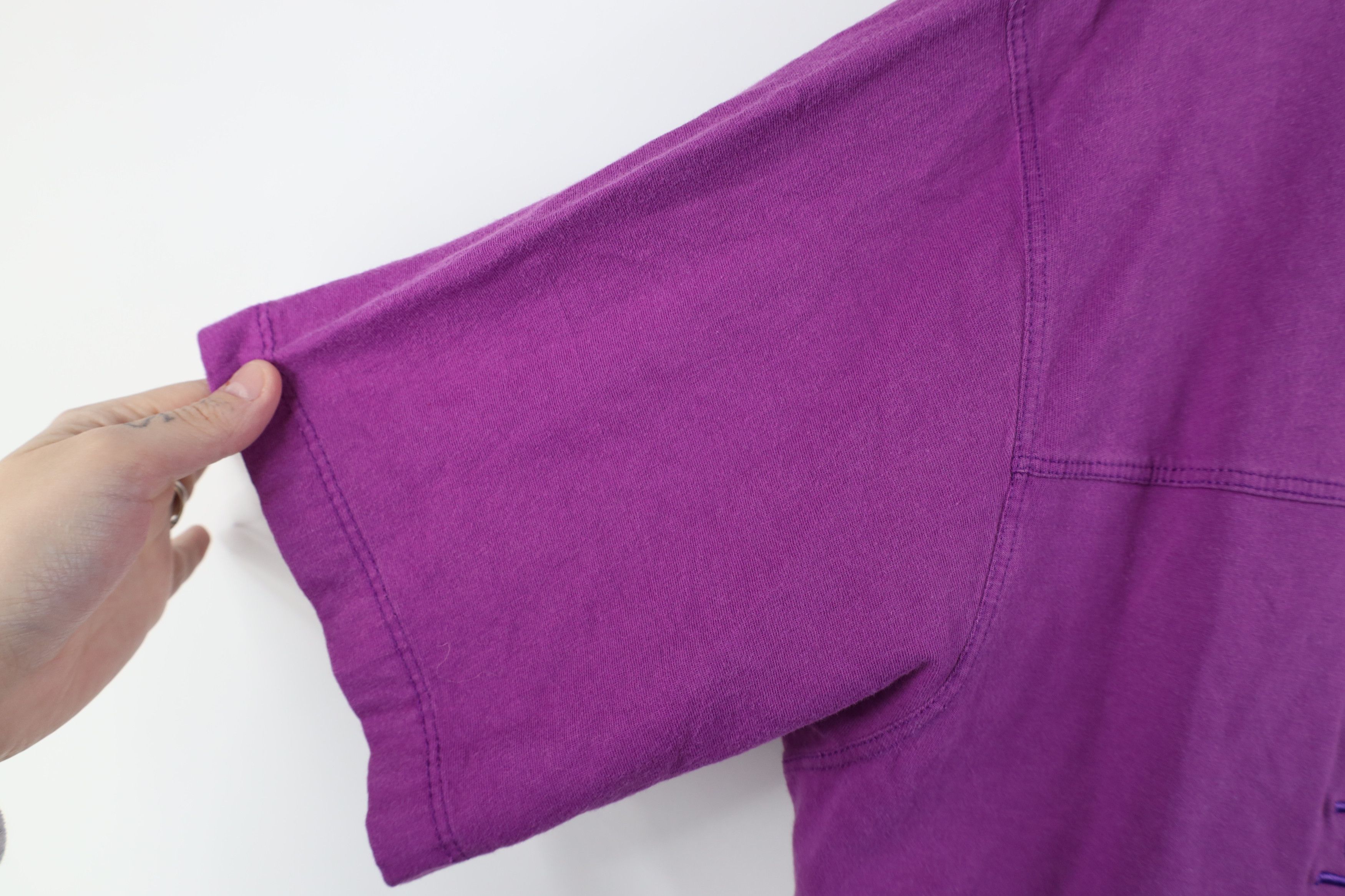 Calvin Klein × Vintage Vintage 90s Calvin Klein Spell Out One World T-Shirt Purple Size XXL / US 16-18 / IT 52-54 - 7 Thumbnail