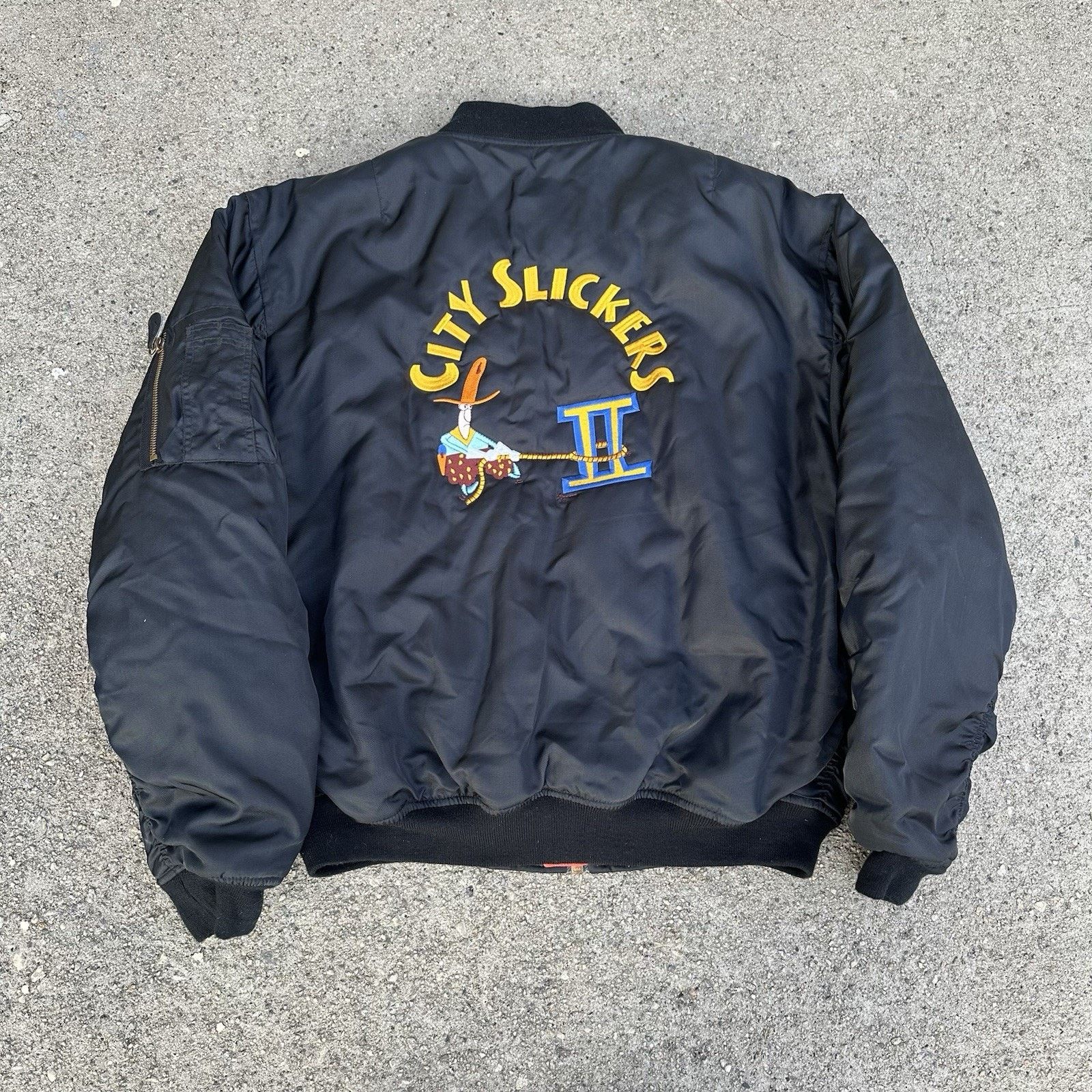 Vintage Vintage 1994 City Slickers 2 Cast & Crew MA-1 Bomber Jacket Size US L / EU 52-54 / 3 - 1 Thumbnail