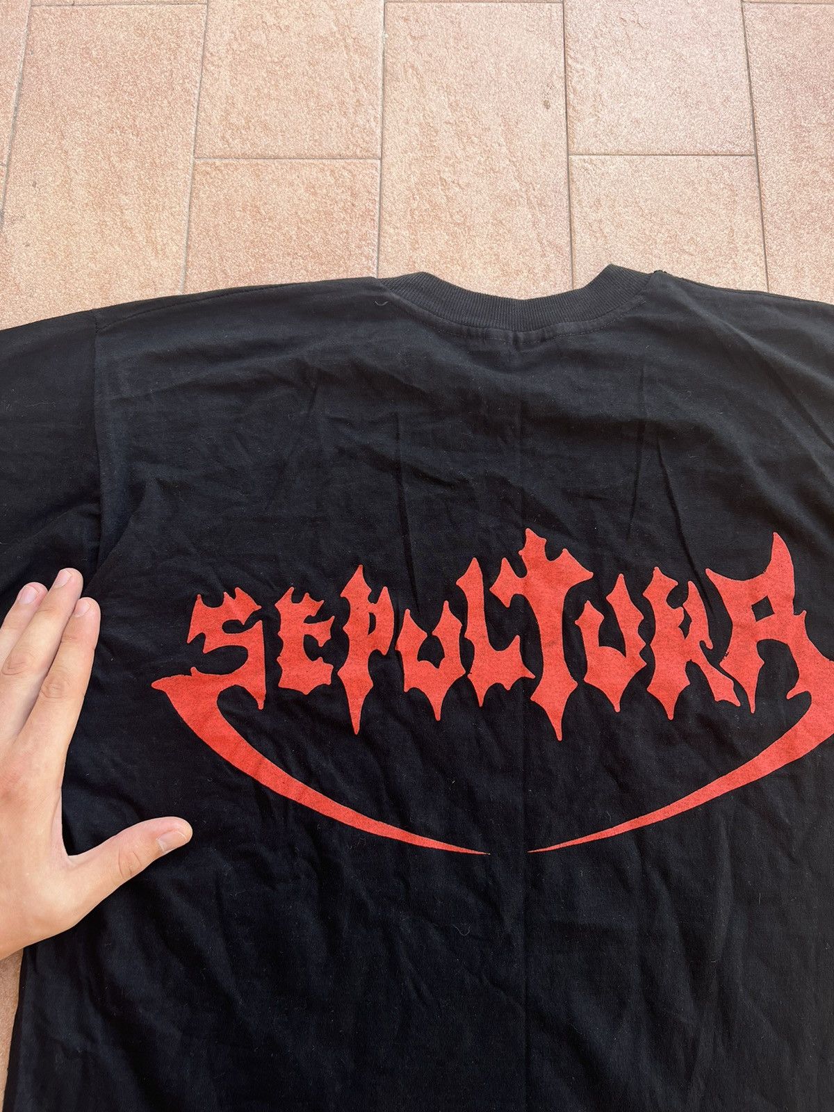 Band Tees × Vintage Vinatge 80s Sepultura Rare Tee Size US L / EU 52-54 / 3 - 5 Thumbnail