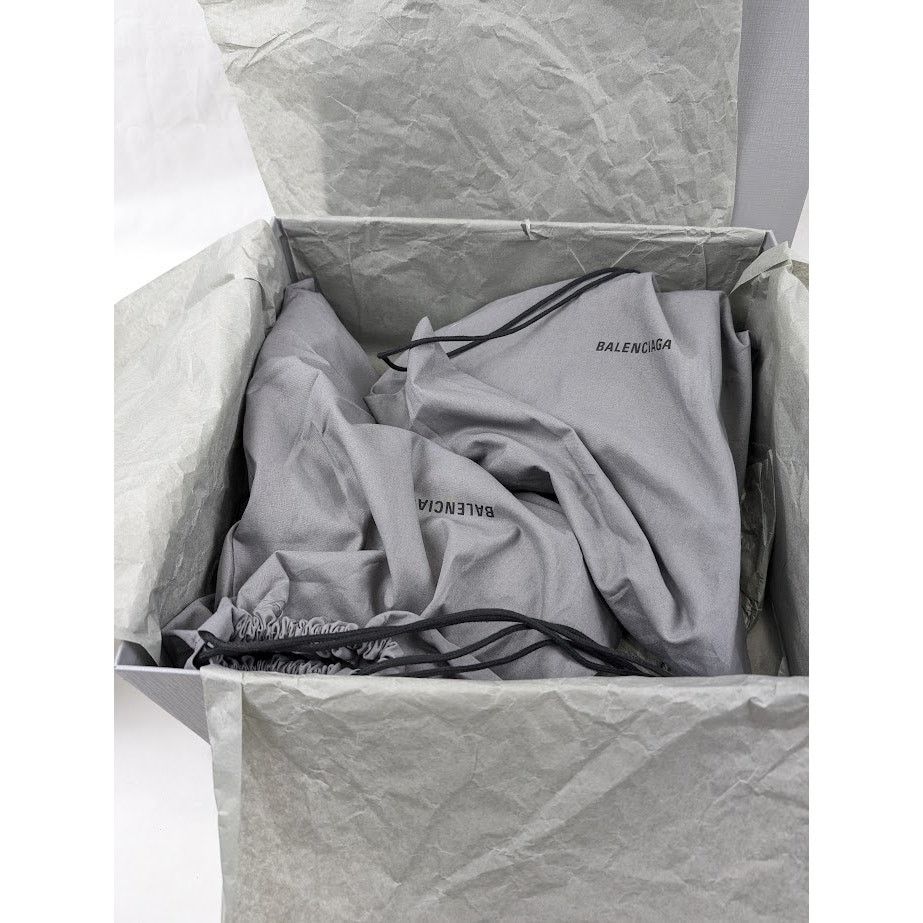 Balenciaga o1rshd1 Smooth Calf BB Matt Icon Bootie in Black/Black Size US 10 / EU 43 - 21 Thumbnail