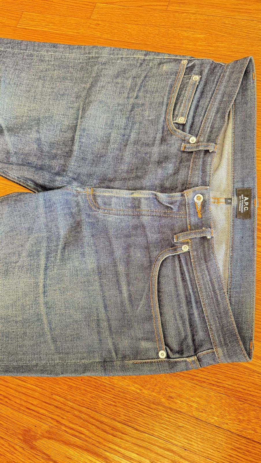 A.P.C. A.P.C Mid-rise classic straight leg jeans in Japanese raw Size US 31 - 9 Thumbnail