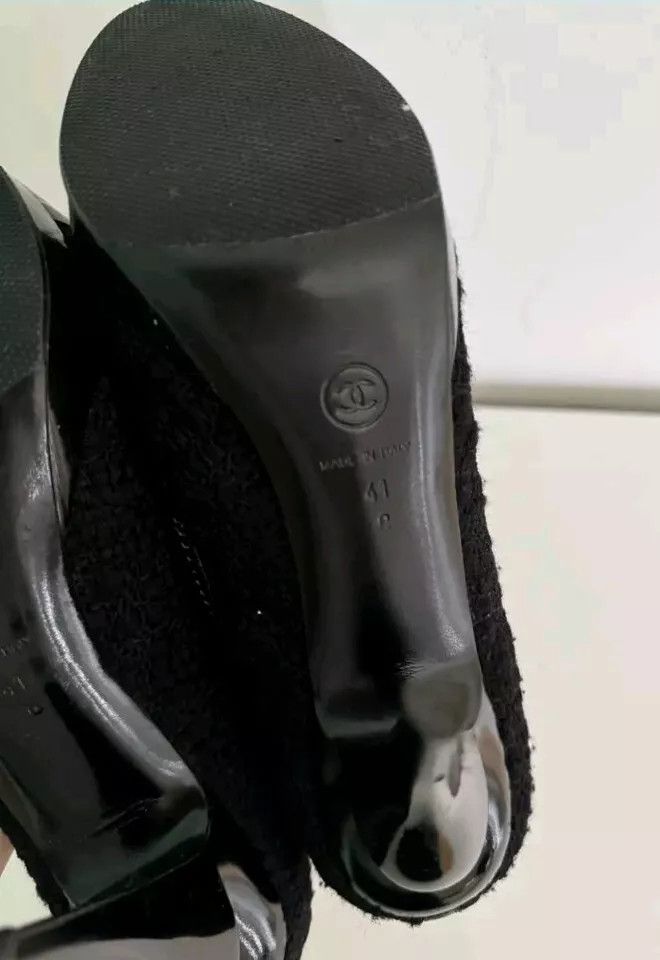 Chanel 2009 black tweed patent leather chains cap toe pumps Size US 11 / IT 41 - 9 Thumbnail