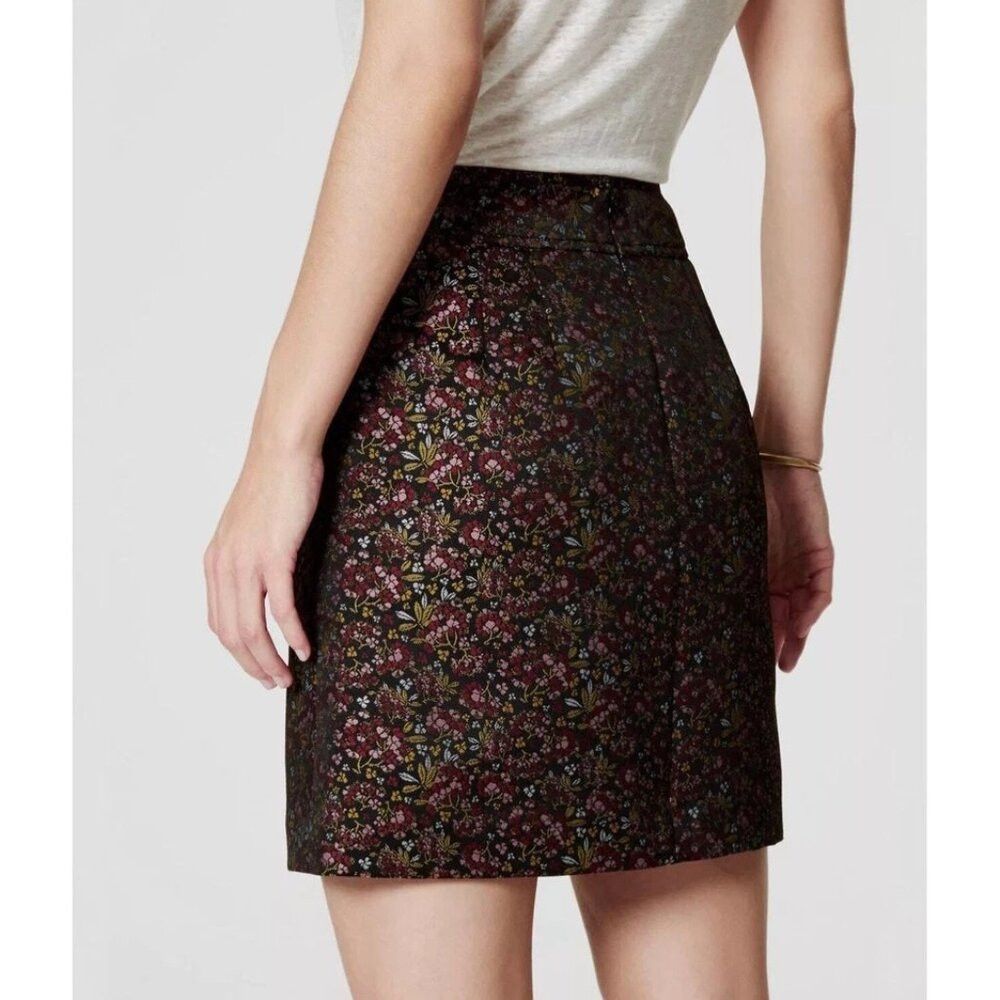 Loft NWT New Ann Taylor Loft Hydrangea Pencil Skirt Size 6 Size 28" / US 6 / IT 42 - 3 Thumbnail