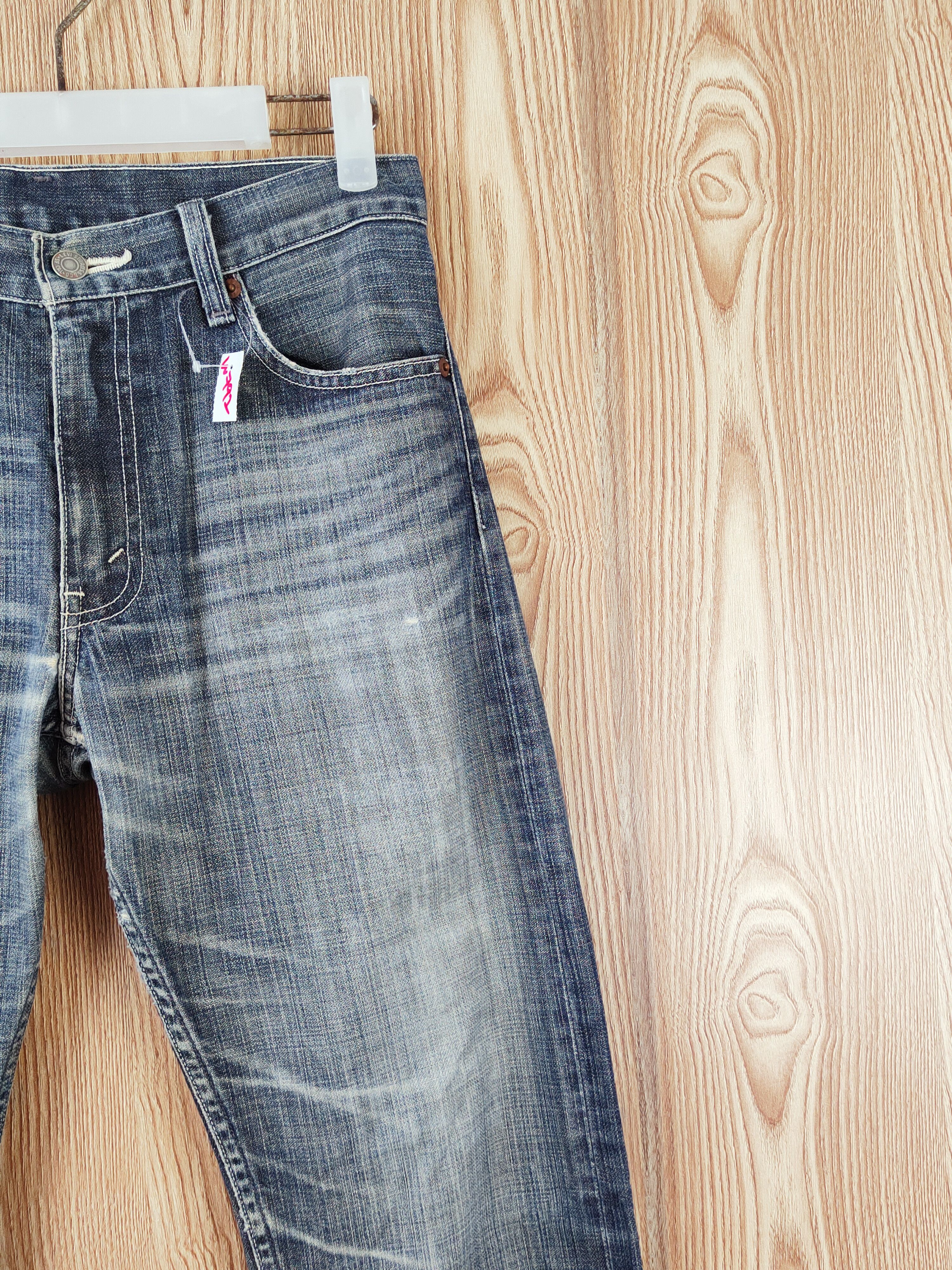 Japanese Brand Levi's Dark Blue Faded Distressed Ripped Jeans #W792 Size US 30 / EU 46 - 5 Thumbnail
