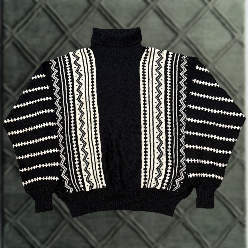 Liberty London VINTAGE Liberty Of London White Black Geometric Turtleneck Wool Blend Medium Sweater 1980s Womens Size M / US 6-8 / IT 42-44 - 1 Thumbnail