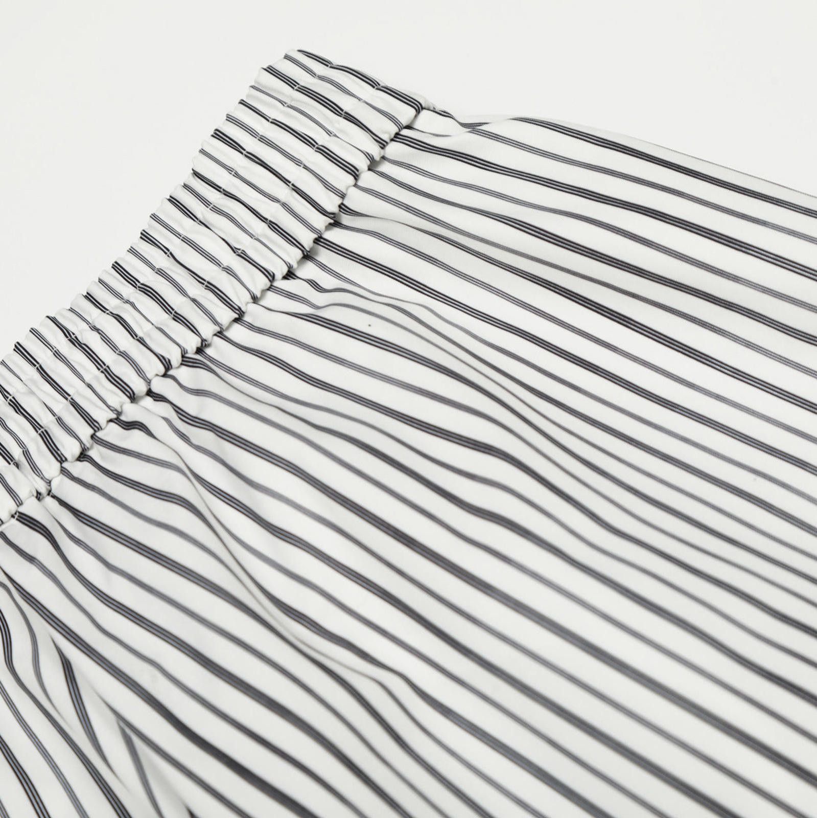 Japanese Brand White Striped Wide Leg Pants, Relaxed Fit Trousers Size US 32 / EU 48 - 2 Thumbnail