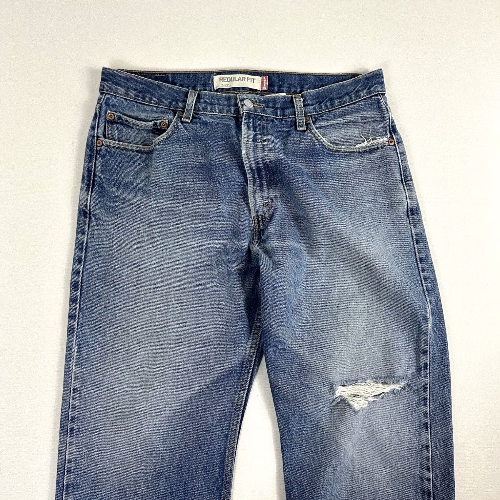 Levi's VINTAGE Levi'S Jeans Mens 36 Blue Men 36x29 Regular Fit Light Wash Western Rancher Size US 36 / EU 52 - 3 Thumbnail