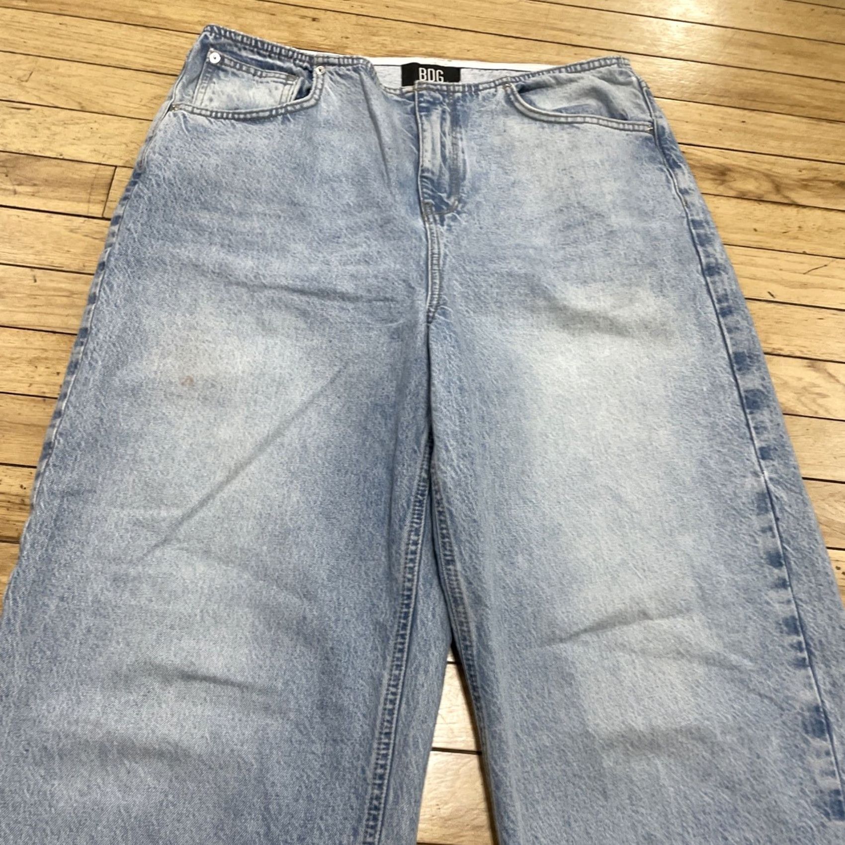 Bdg BDG Urban Outfitters Jeans Women 31W Light Blue Wide Leg Denim 34x30 Baggy Skater 90s Wide-Leg Mens Womens? Size 24" / US 00 / IT 34 - 3 Thumbnail