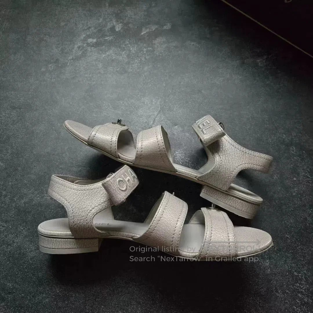 Chanel Chanel Beige Velcro Sandals 36.5. Size US 5.5 / IT 35.5 - 2 Thumbnail