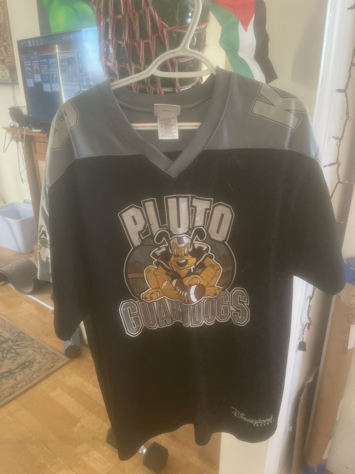 Disney Official Disney Merch Pluto Guarddogs Jersey Size US M / EU 48-50 / 2 - 1 Thumbnail
