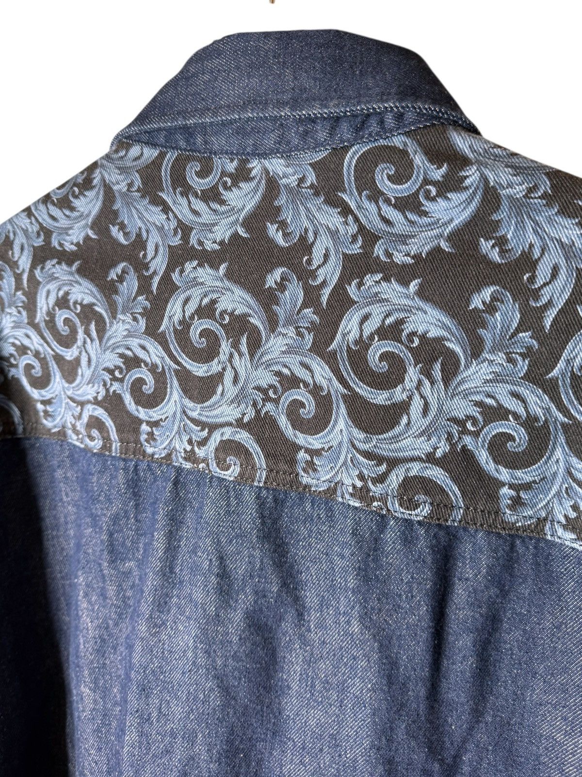 Versace Versace Denim Shirt Jacket with Medusa Embroidery – Size 56 Size US XL / EU 56 / 4 - 5 Thumbnail