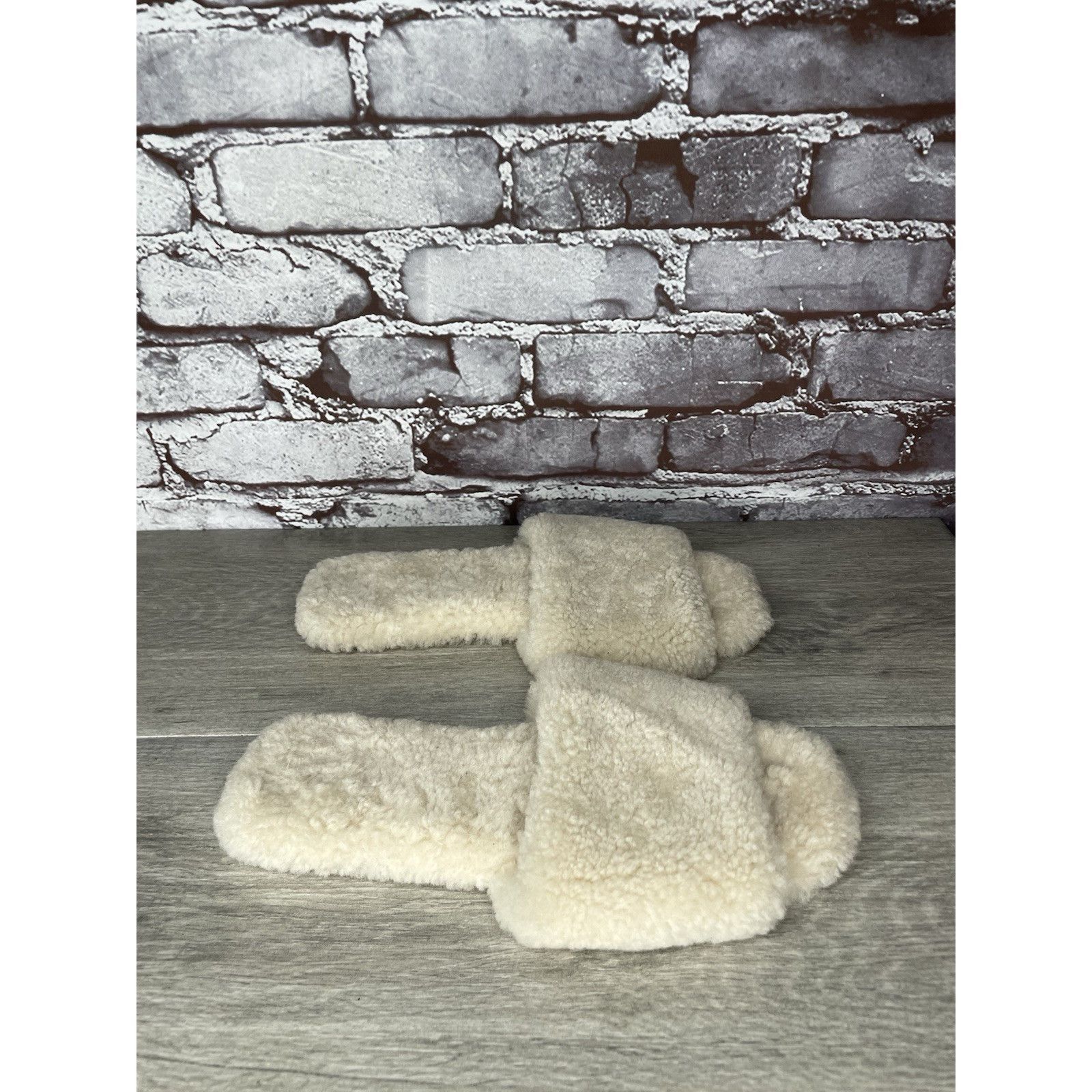 Other Raye Sherp Ivory Cream Faux Fur Slippers Open Toe Sandals Wo Size US 7 / IT 37 - 11 Thumbnail