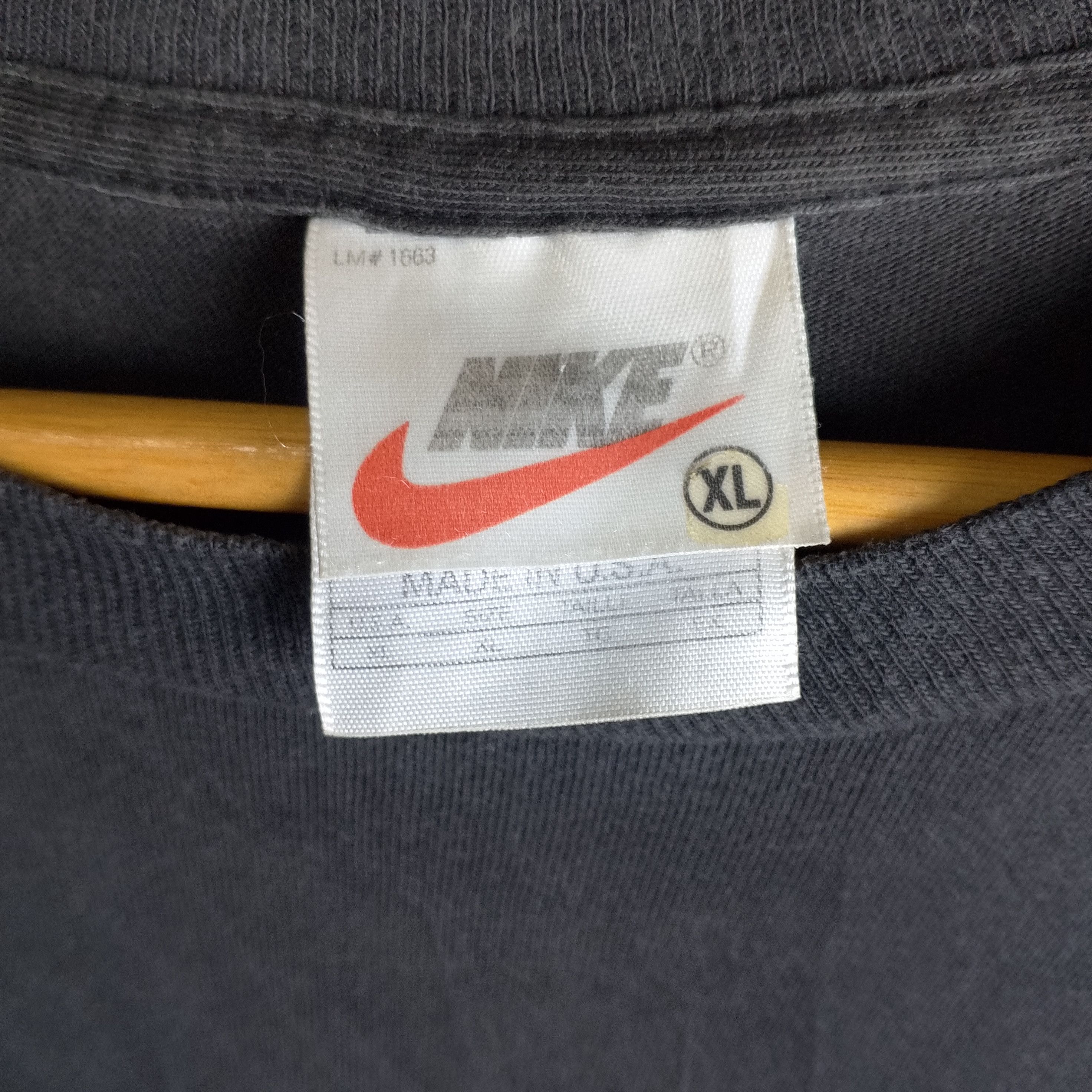 Nike Vintage 90s Nike Big Swoosh Big Logo Tee Size US M / EU 48-50 / 2 - 6 Thumbnail