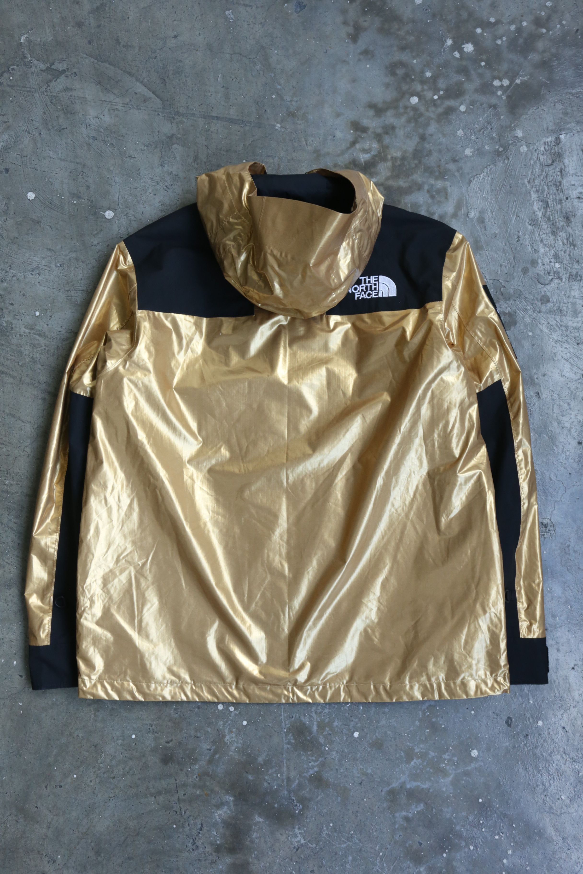 Supreme × The North Face Supreme - The North Face - S/S 18 - Metallic Mountain Parka Size US L / EU 52-54 / 3 - 3 Thumbnail
