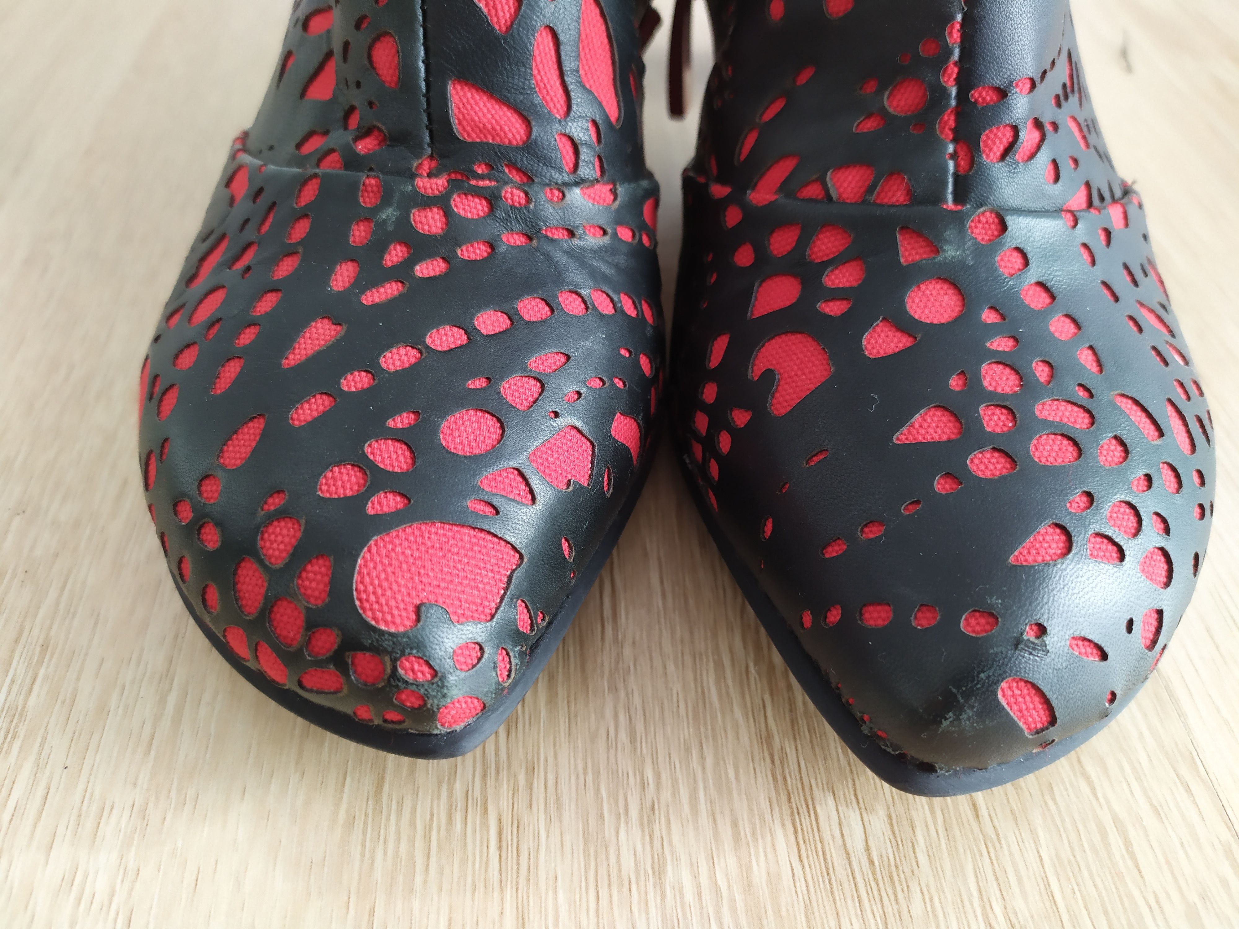 The Difference Lisa Tucci Unique Red Trani Ankle Boot with Laser Cut Detail Size US 7 / IT 37 - 13 Thumbnail