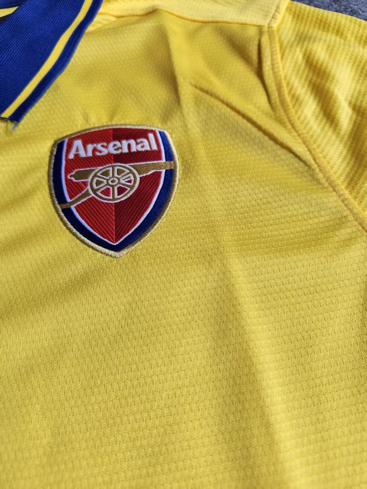 Other 2013 14 Arsenal Jersey Yellow S Size US S / EU 44-46 / 1 - 4 Thumbnail