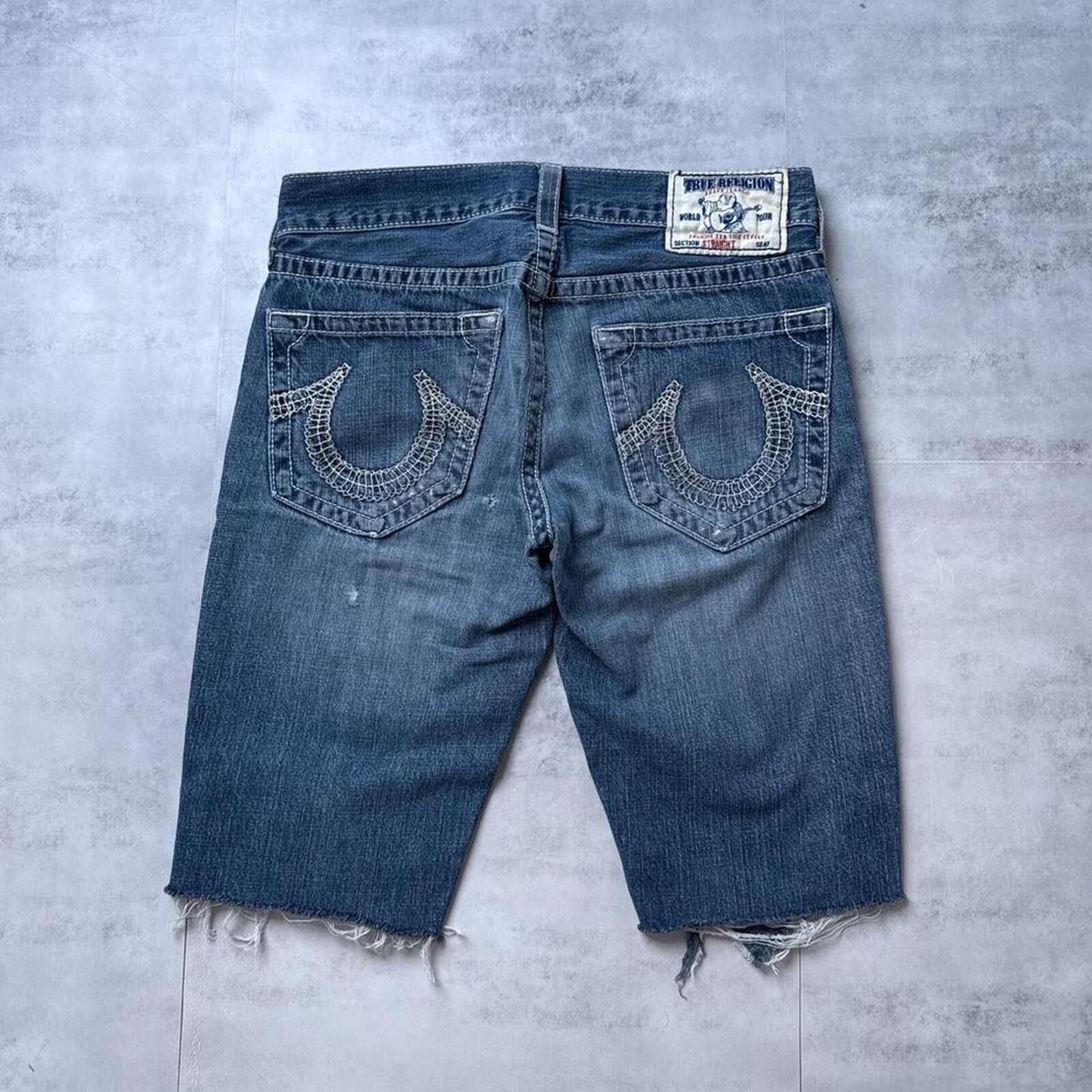 True Religion Y2K True Religion blue denim distressed shorts Size US 32 / EU 48 - 1 Thumbnail