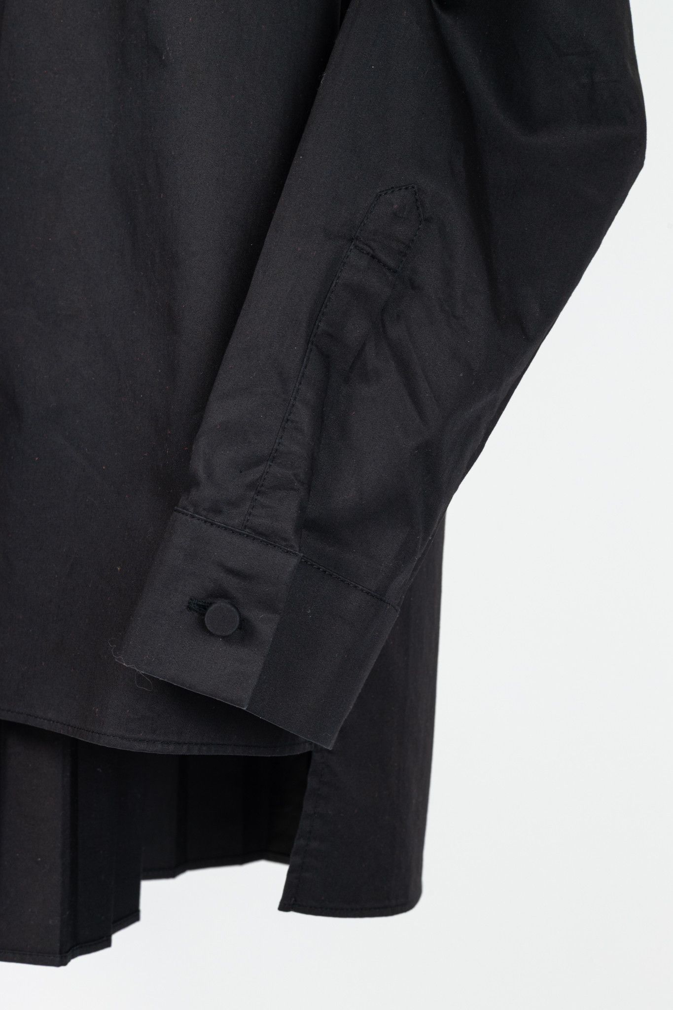 CO Co SS18 Black Cotton Poplin Pleated-Back Shirt Size M / US 6-8 / IT 42-44 - 7 Thumbnail