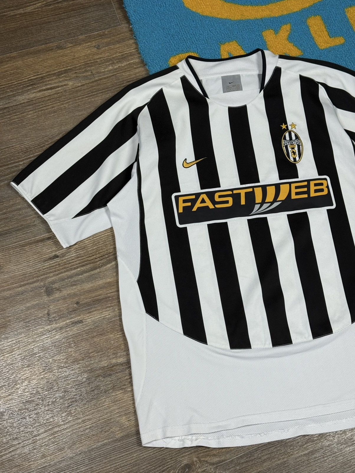 Nike Vintage Nike FC Juventus Home 2003/4 Soccer Jersey Size L Size US L / EU 52-54 / 3 - 3 Thumbnail