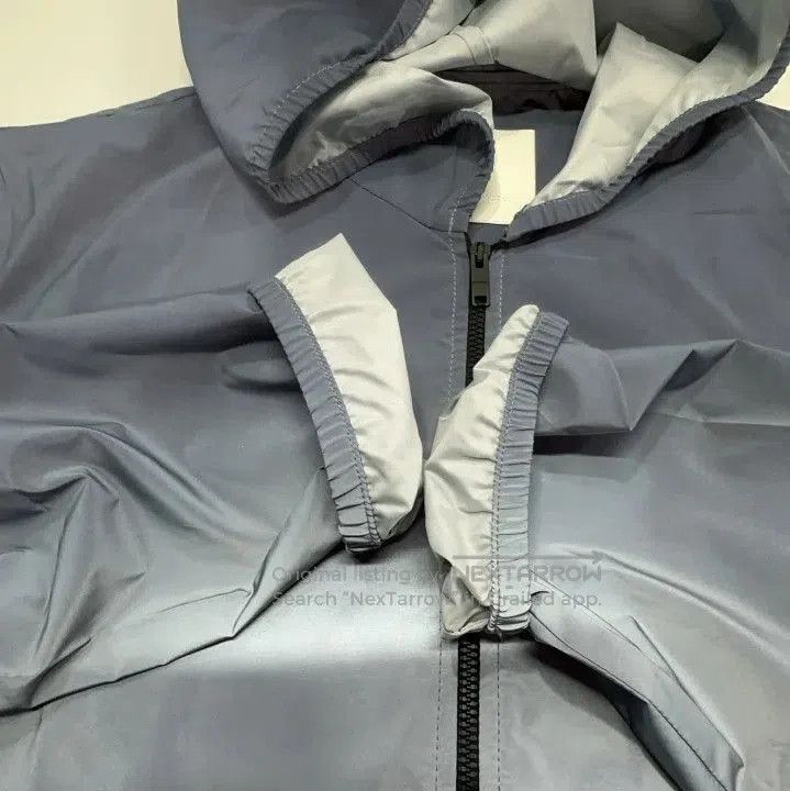 Givenchy Givenchy SS24 Letter Print Zip Hooded Windbreaker. Size US M / EU 48-50 / 2 - 7 Thumbnail