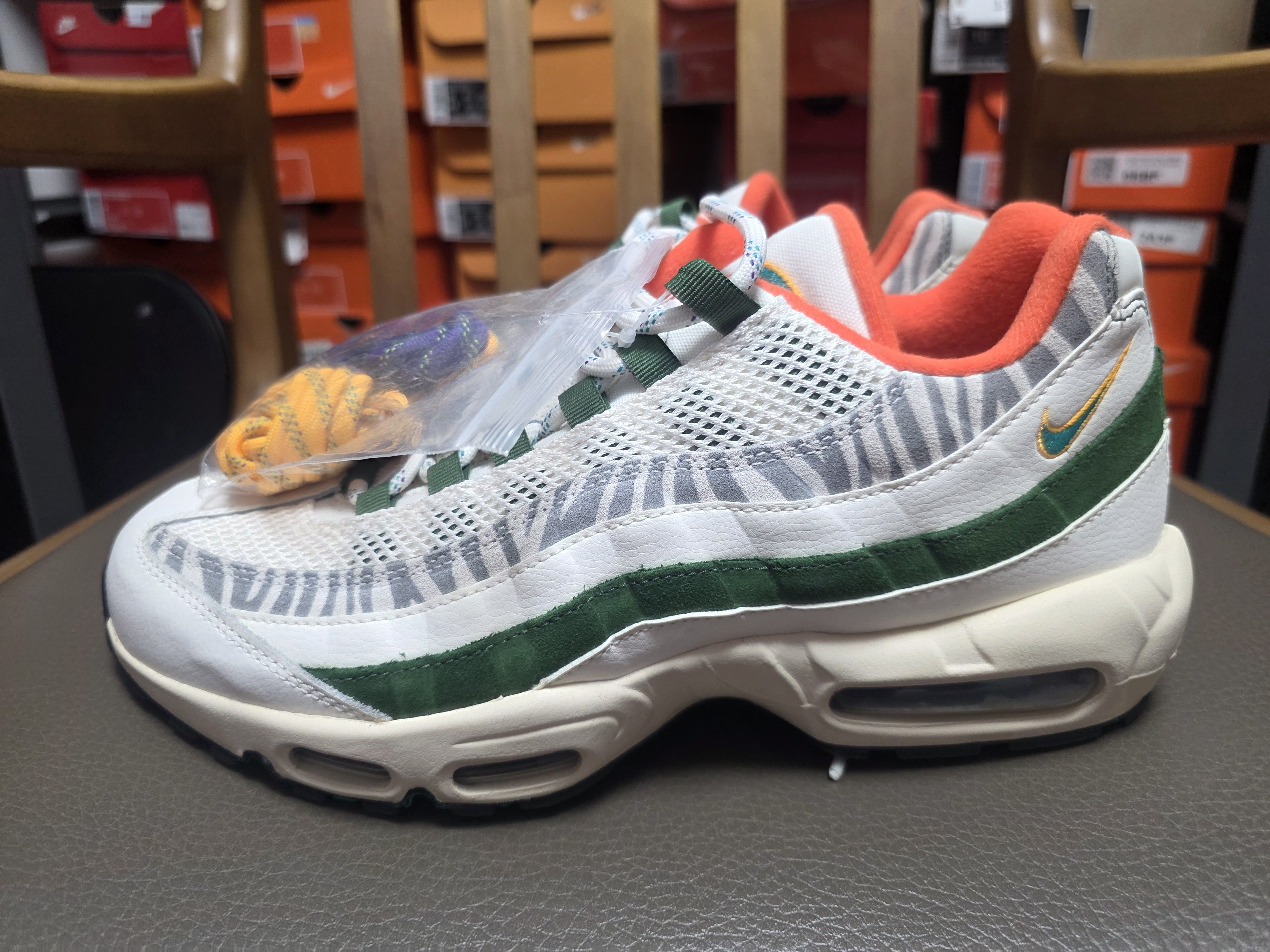 Nike Nike Air Max 95 Era Safari CZ97231 100 Size US 10 / EU 43 - 2 Thumbnail